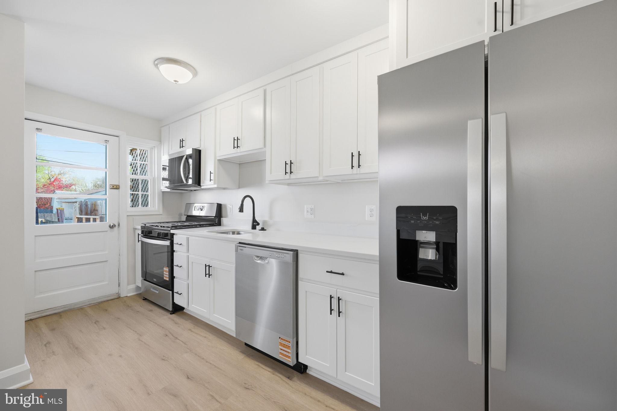 AIRAGE VILLAGE - Residential