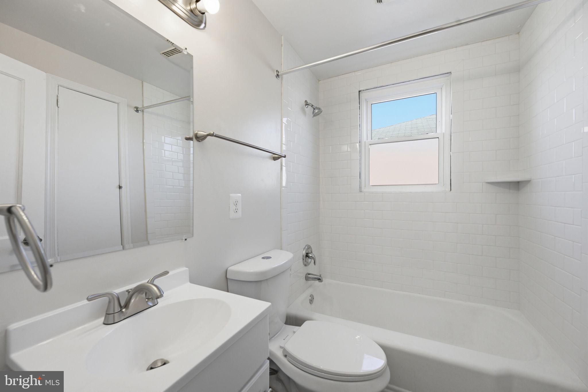 AIRAGE VILLAGE - Residential