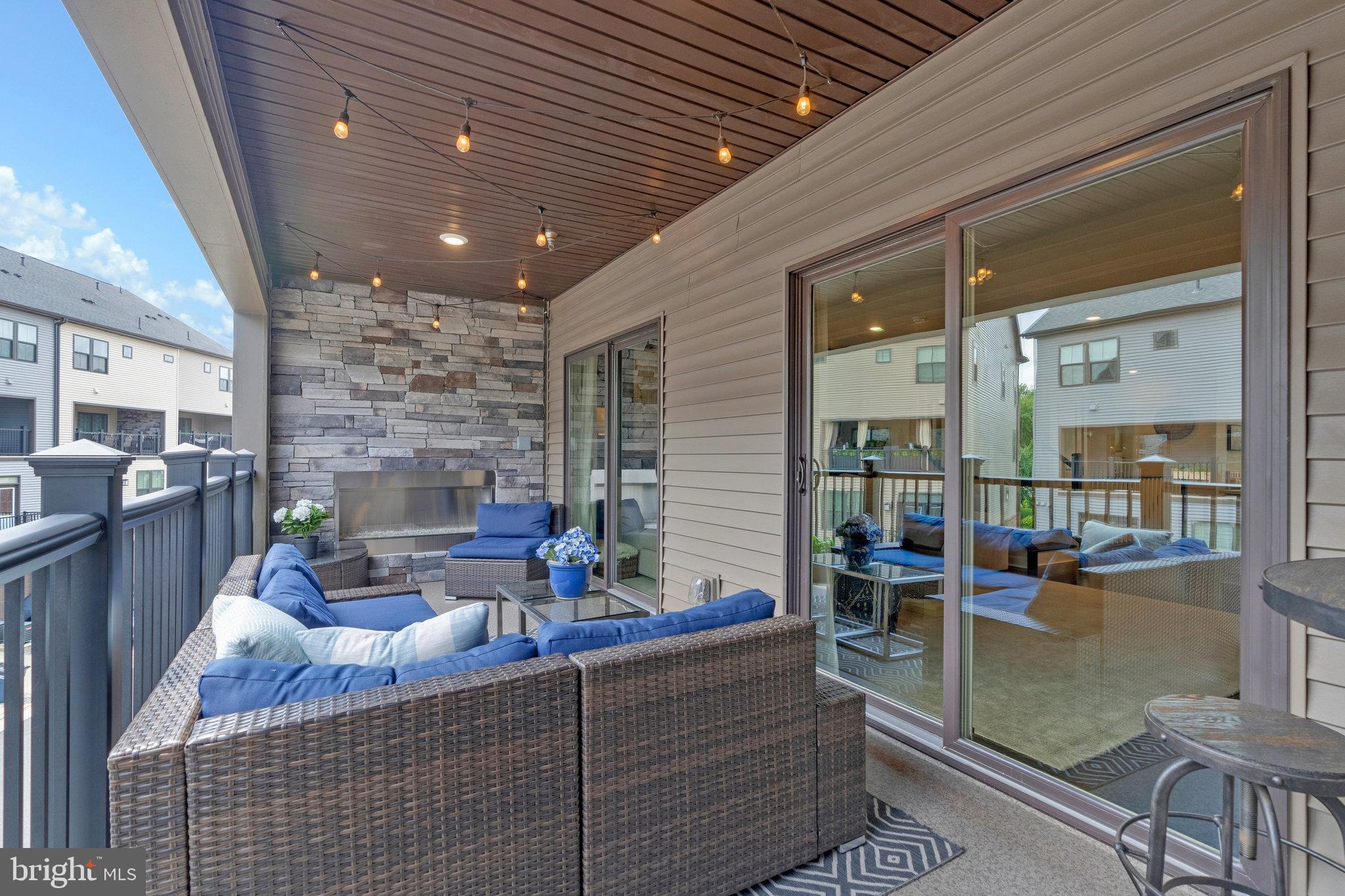 WATERVIEW AT WOODLAND PARK - Residential