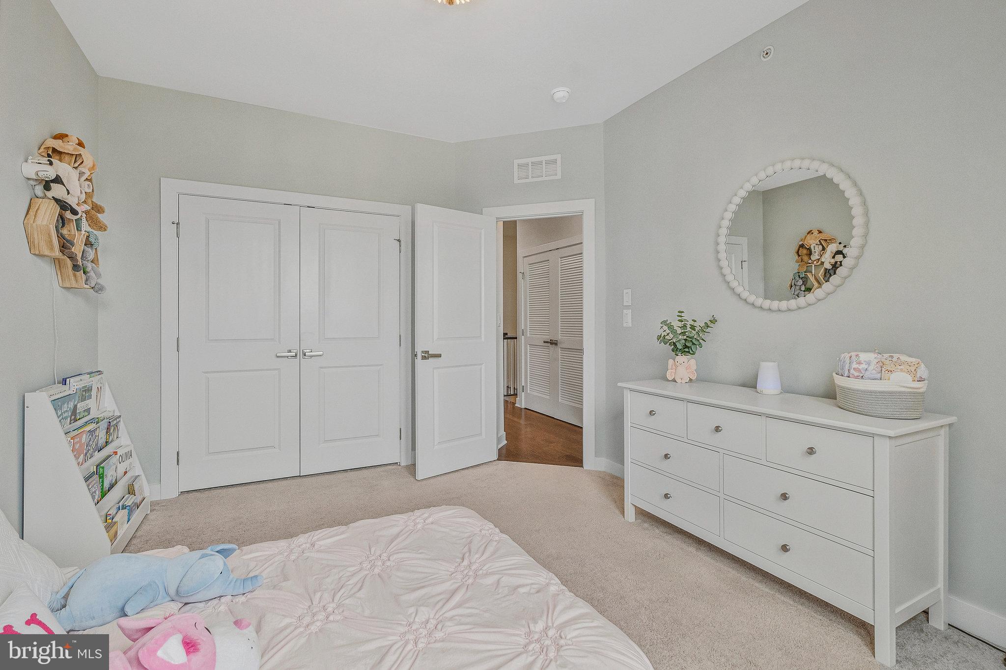 WATERVIEW AT WOODLAND PARK - Residential