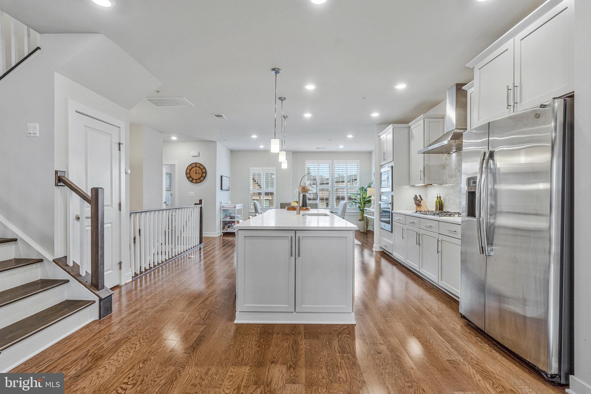 WATERVIEW AT WOODLAND PARK - Residential