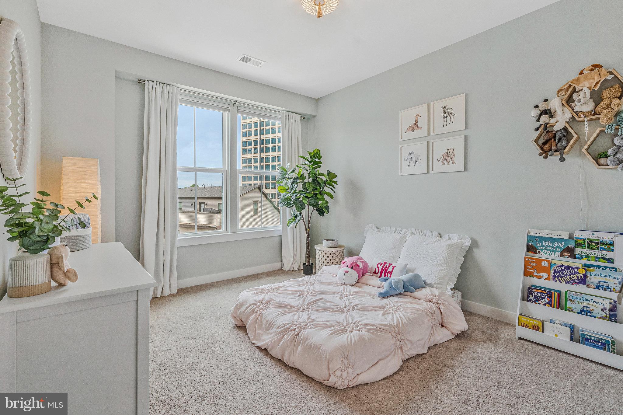 WATERVIEW AT WOODLAND PARK - Residential