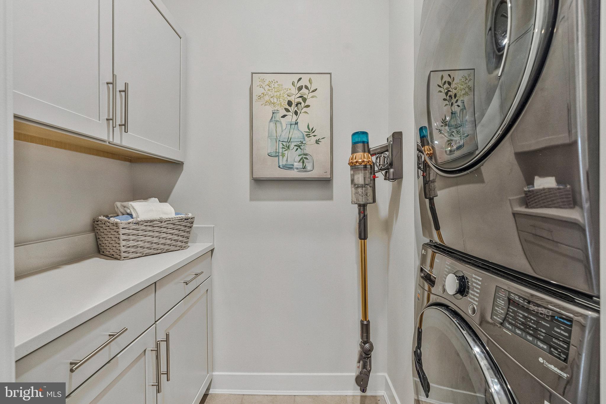 WATERVIEW AT WOODLAND PARK - Residential