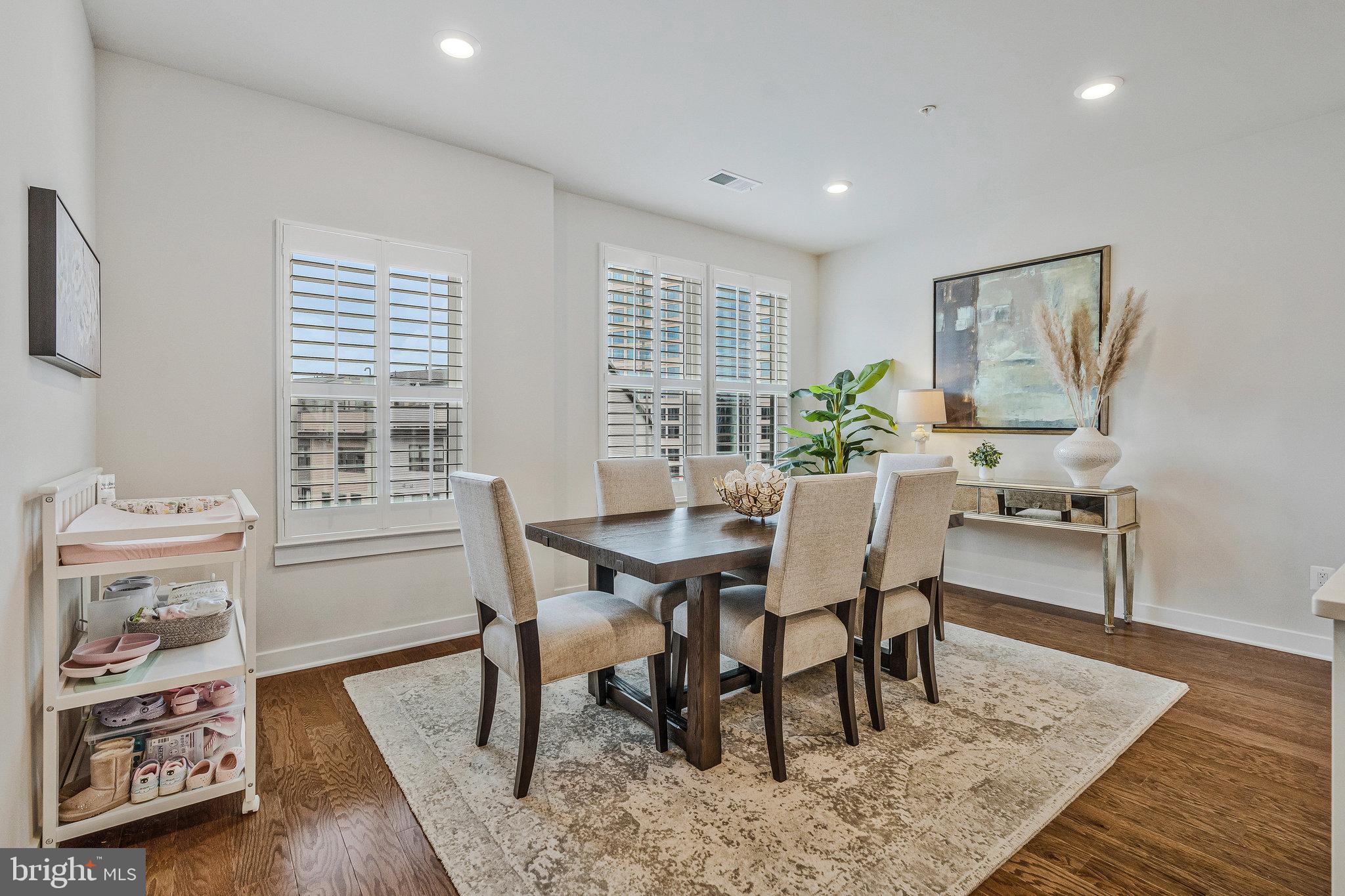 WATERVIEW AT WOODLAND PARK - Residential