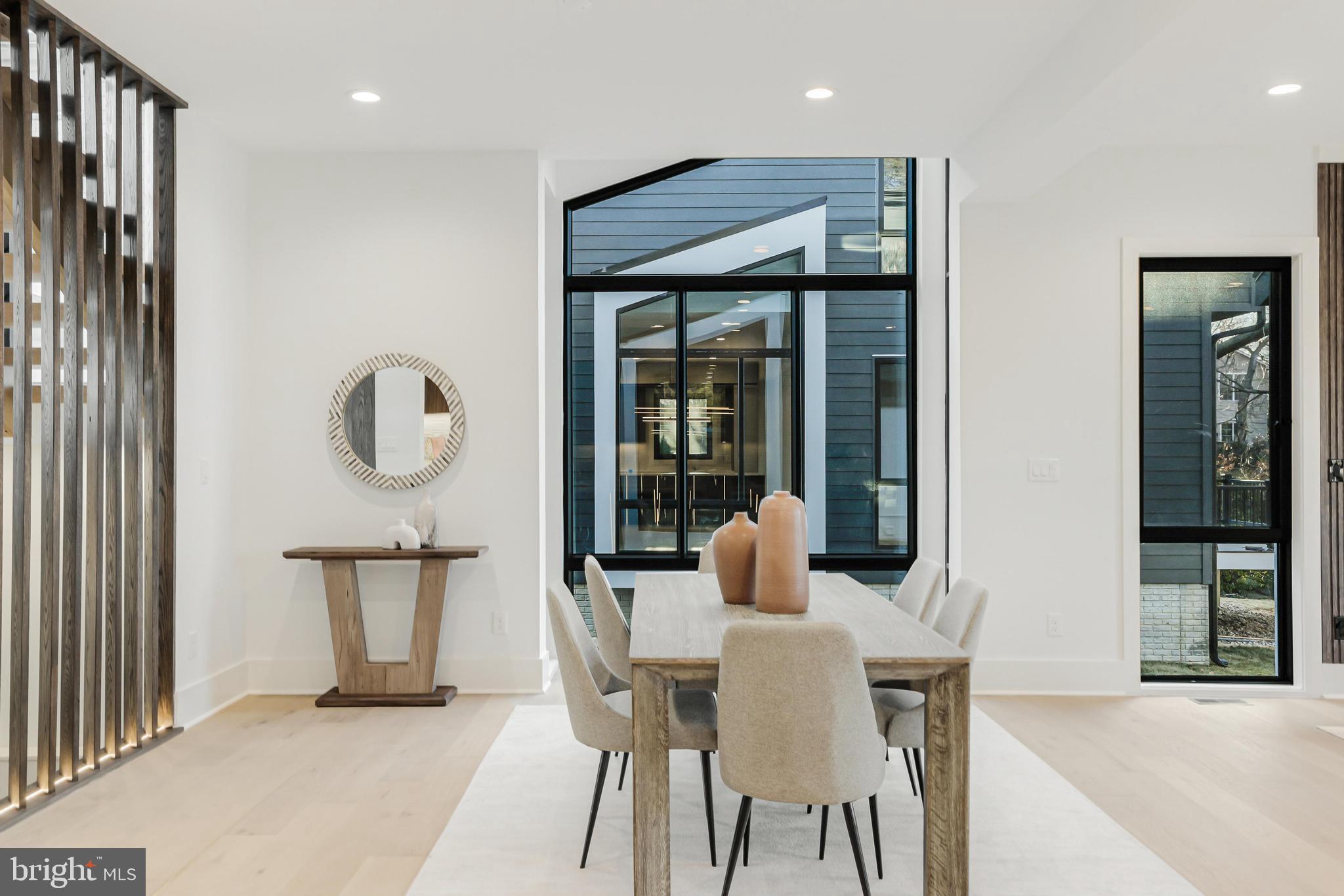 COURTLAND PARK - Residential