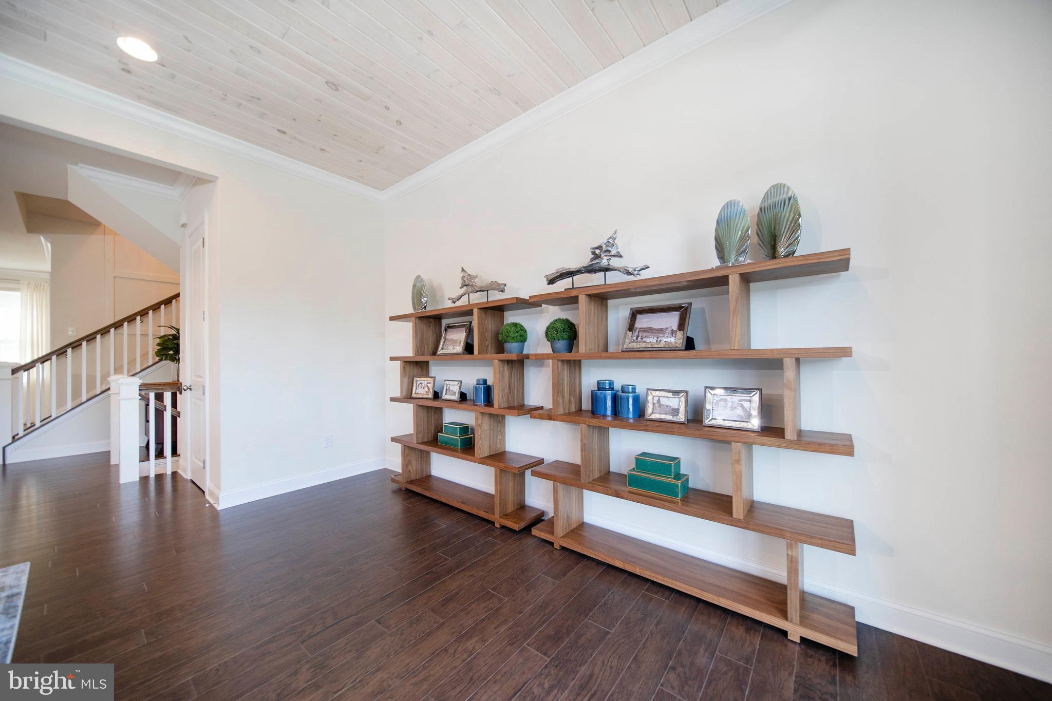 ROCKFORD FALLS - Residential