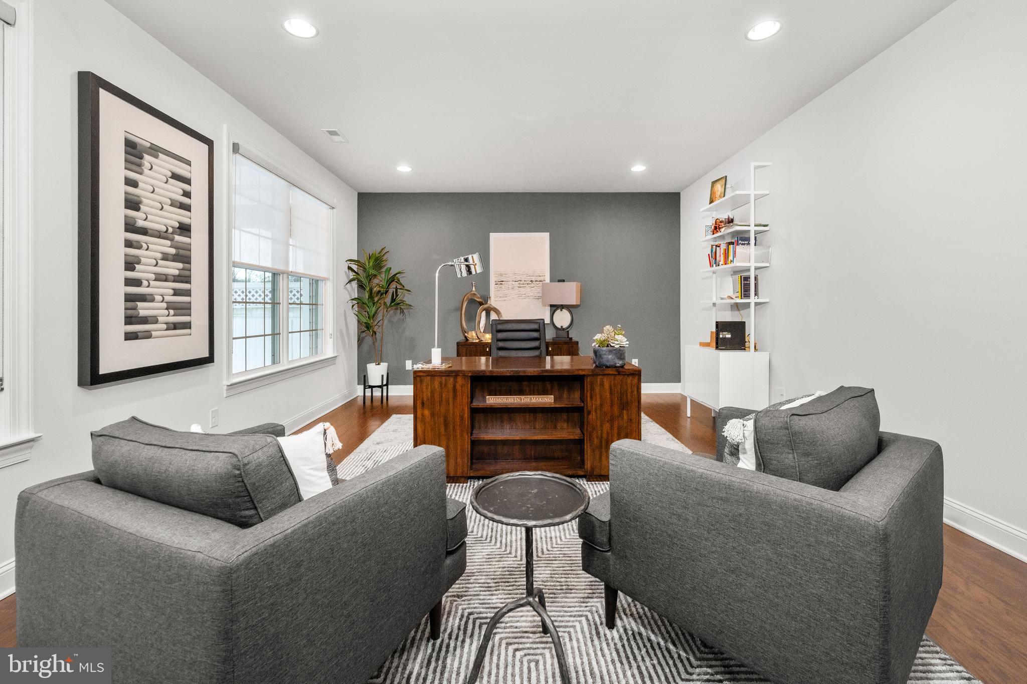 ROCKFORD FALLS - Residential