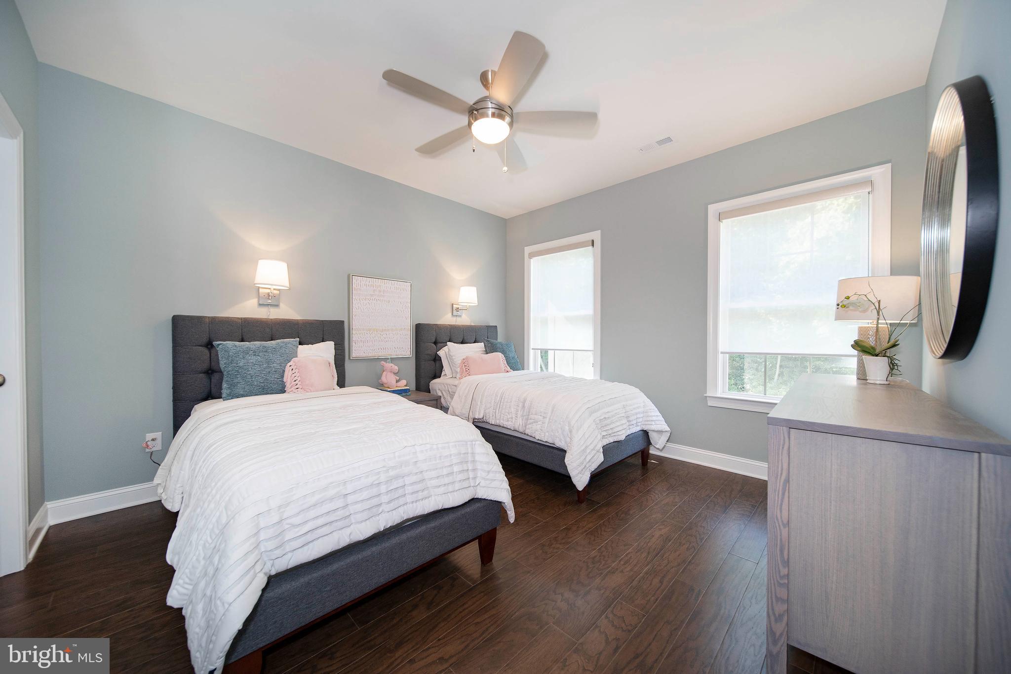 ROCKFORD FALLS - Residential