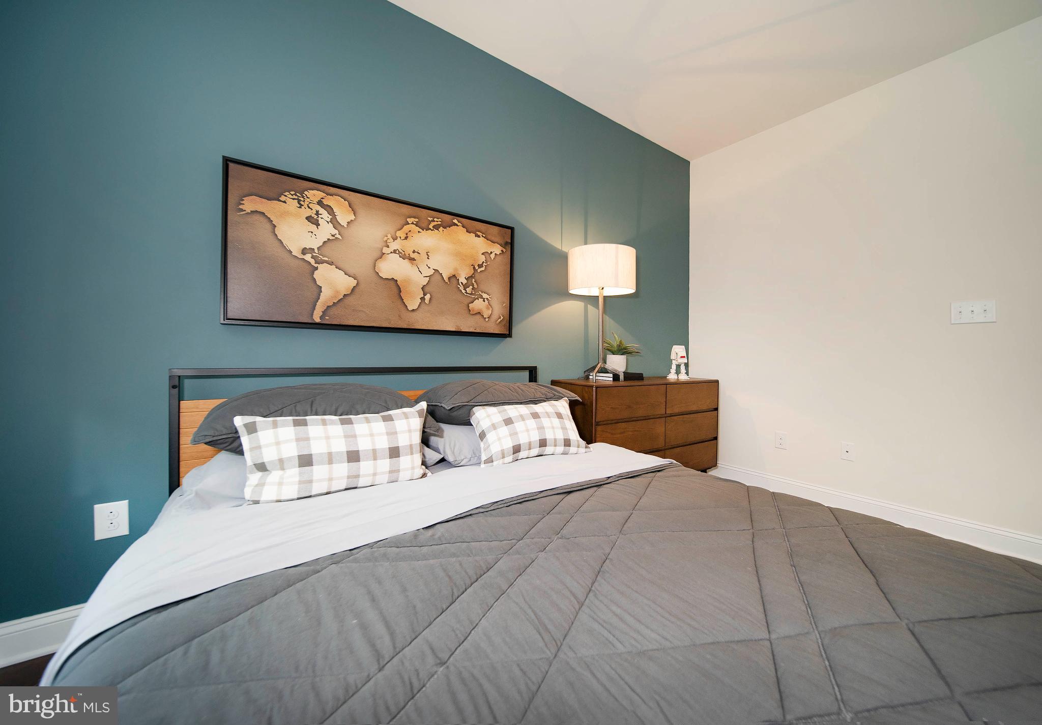 ROCKFORD FALLS - Residential