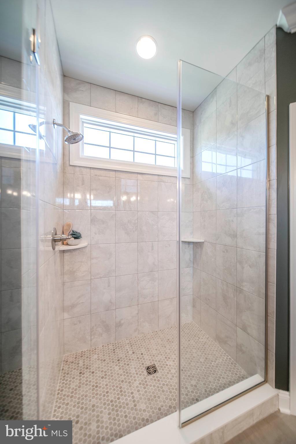 ROCKFORD FALLS - Residential