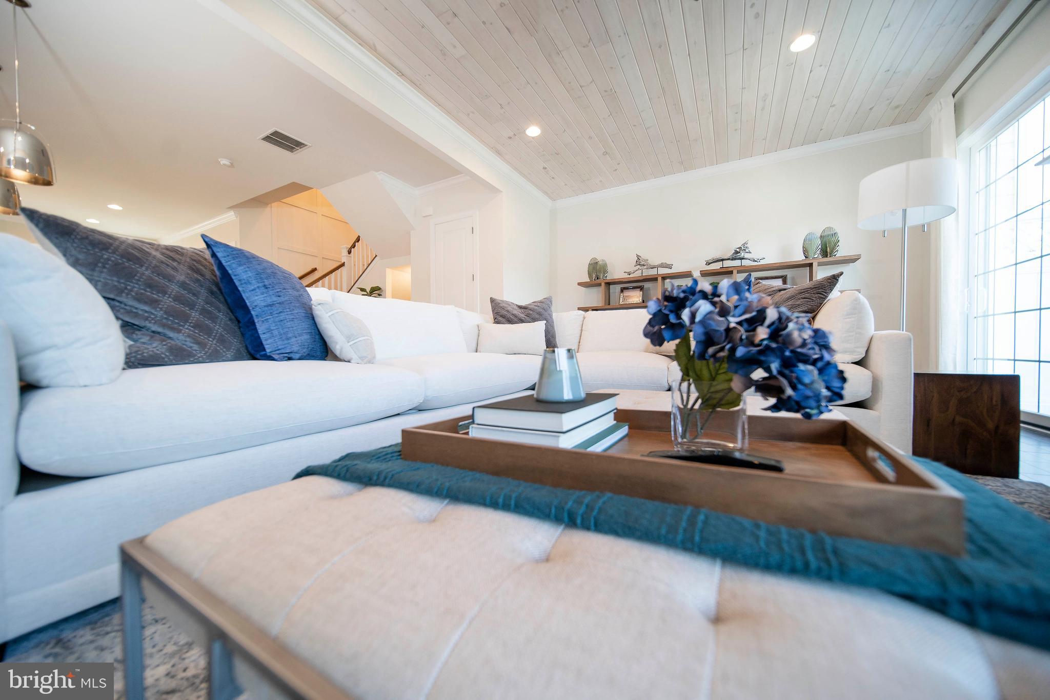 ROCKFORD FALLS - Residential