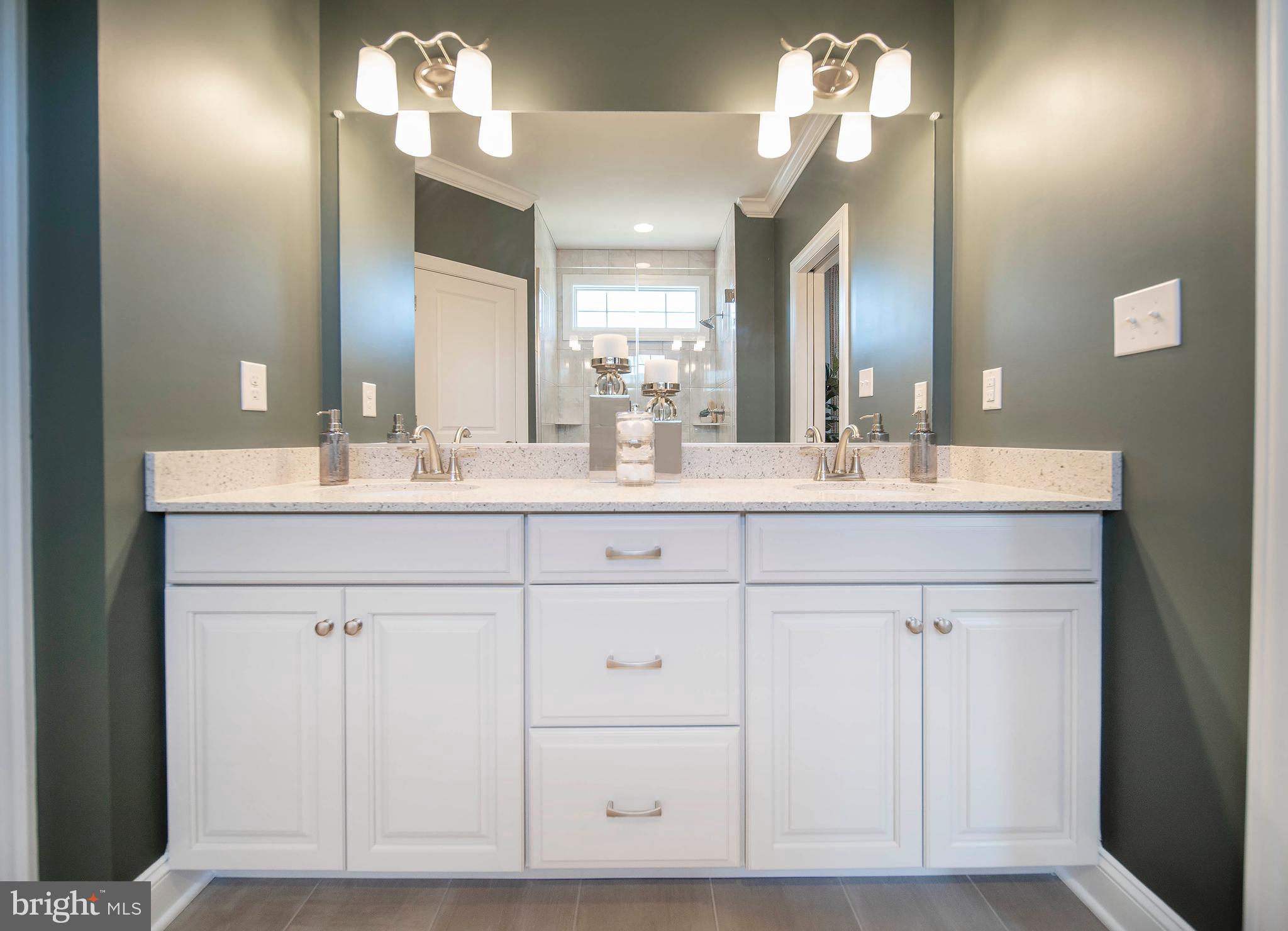 ROCKFORD FALLS - Residential