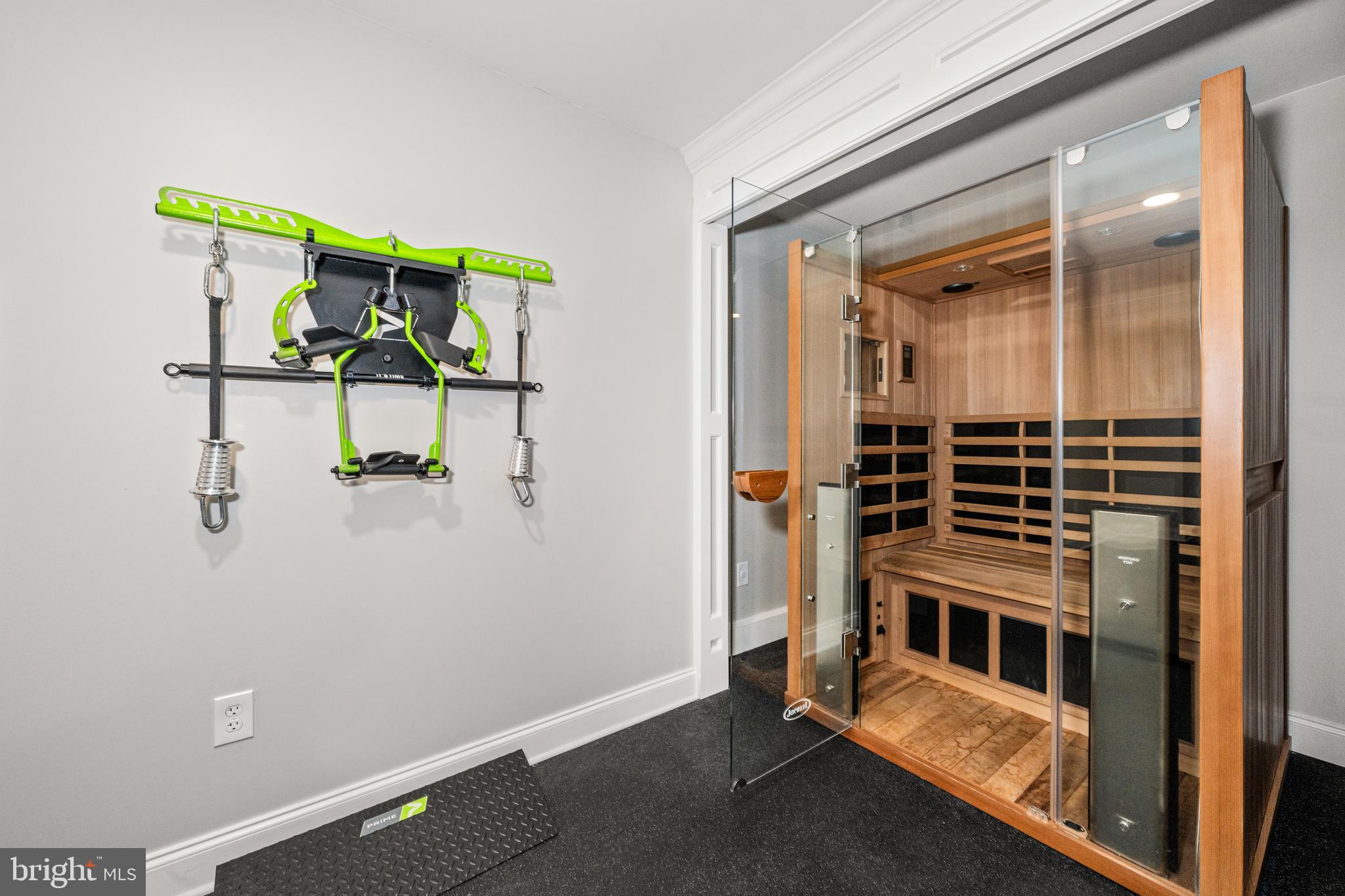 ROCKFORD FALLS - Residential