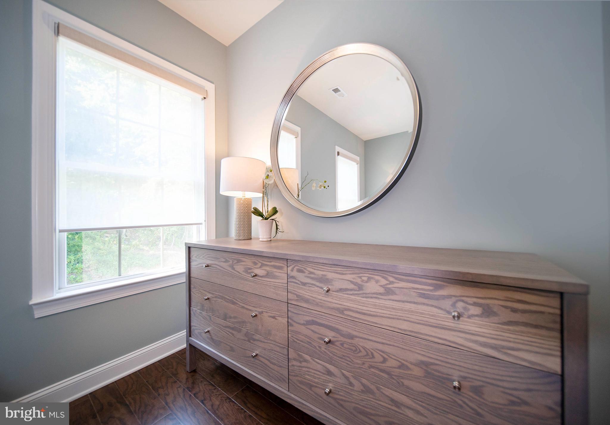 ROCKFORD FALLS - Residential