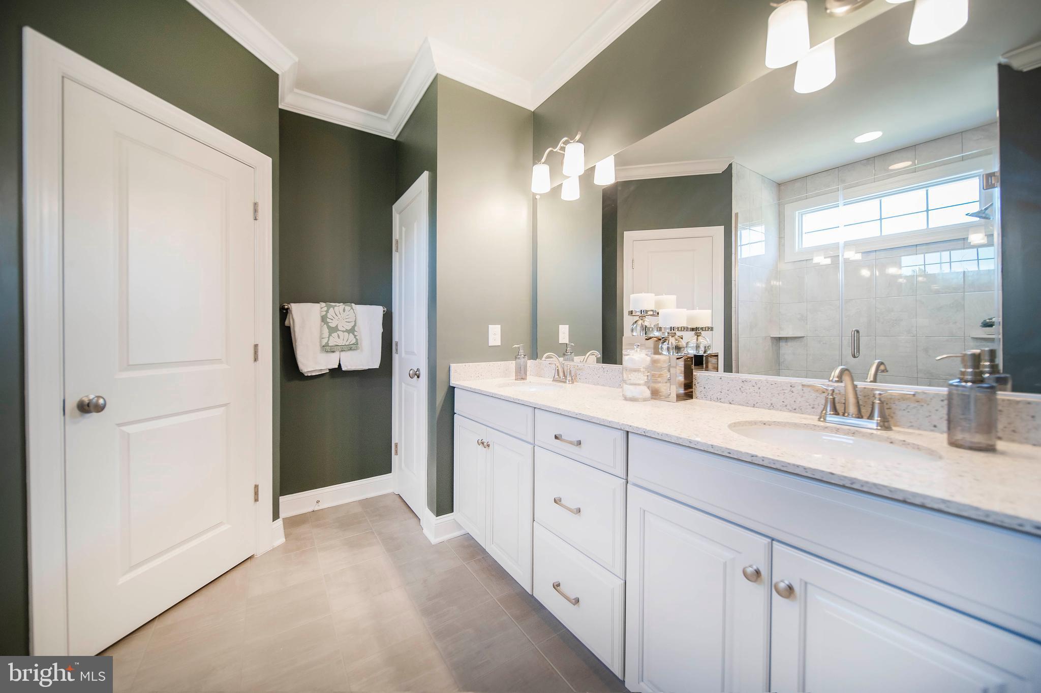 ROCKFORD FALLS - Residential