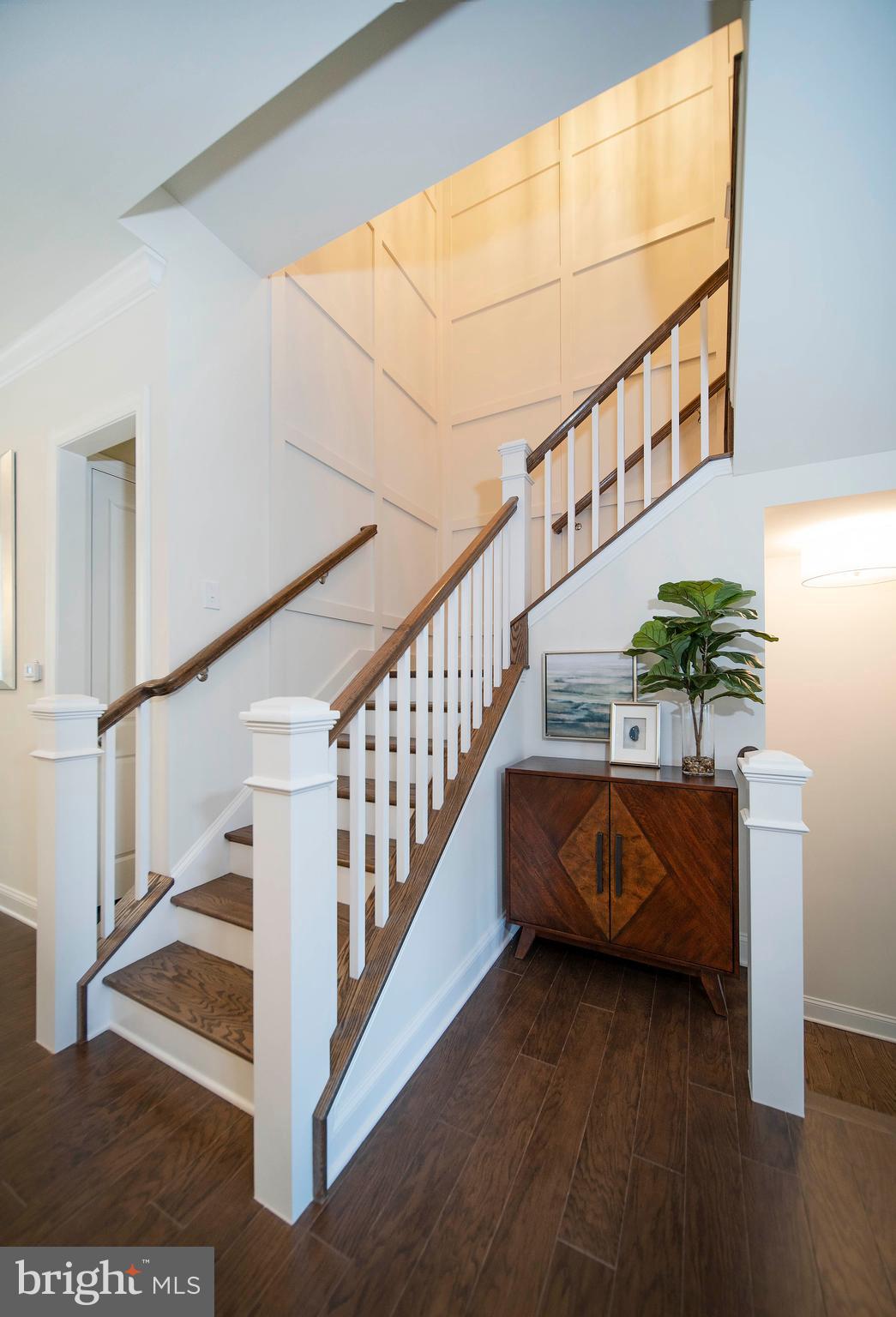 ROCKFORD FALLS - Residential