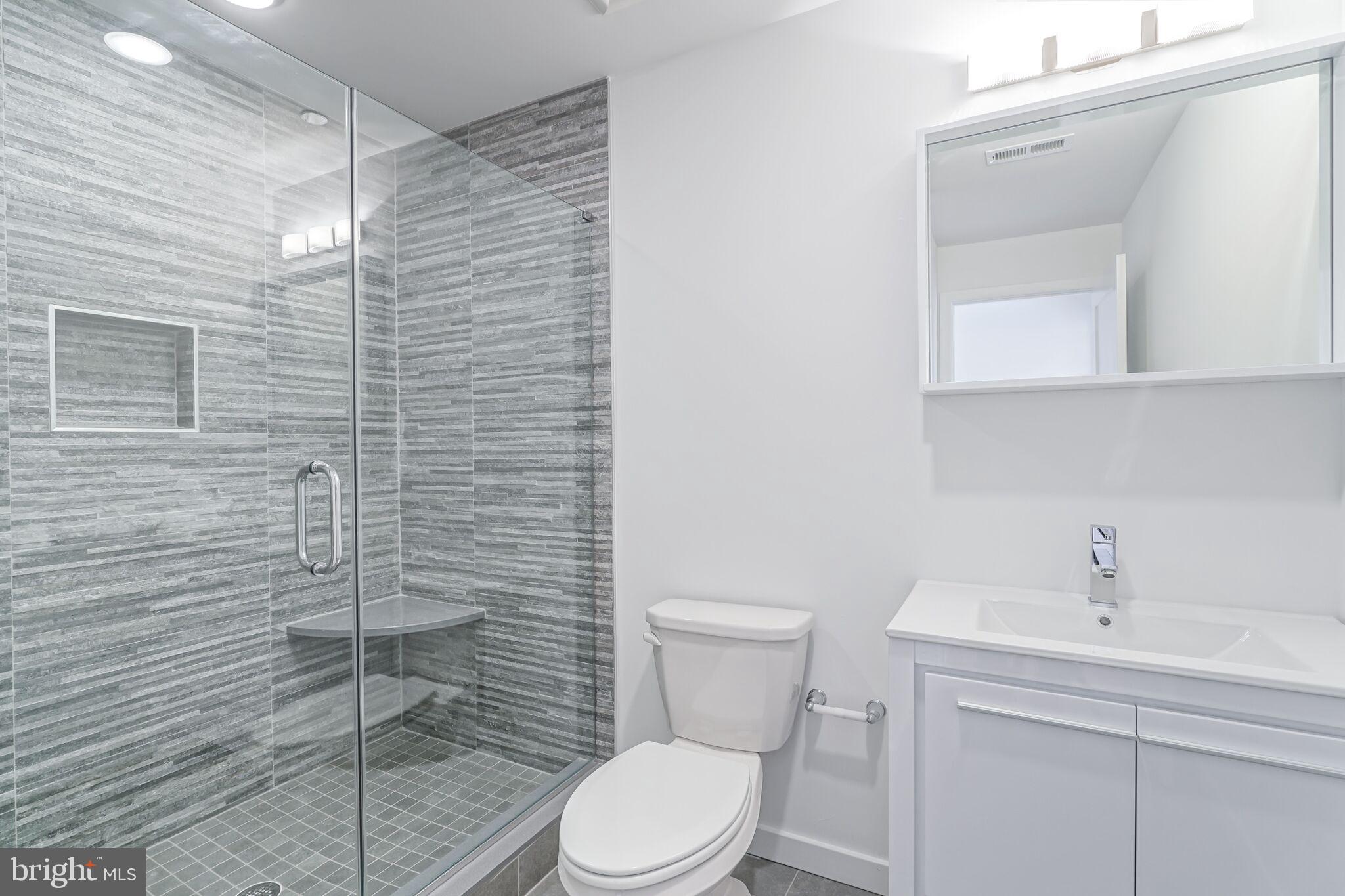 FRANCISVILLE - Residential Lease