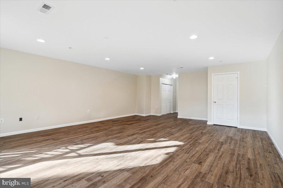 WHITTIER - Residential