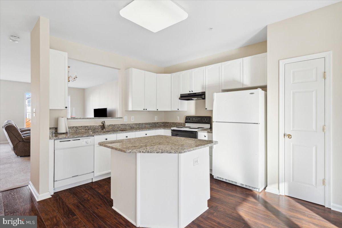 WHITTIER - Residential