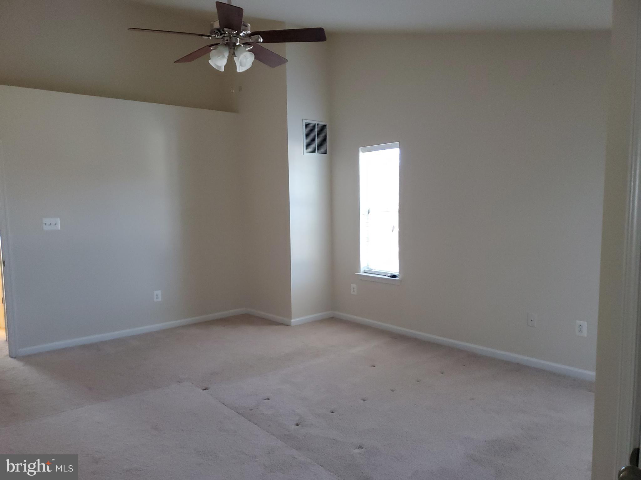 HIGHLAND FARMS - Residential Lease