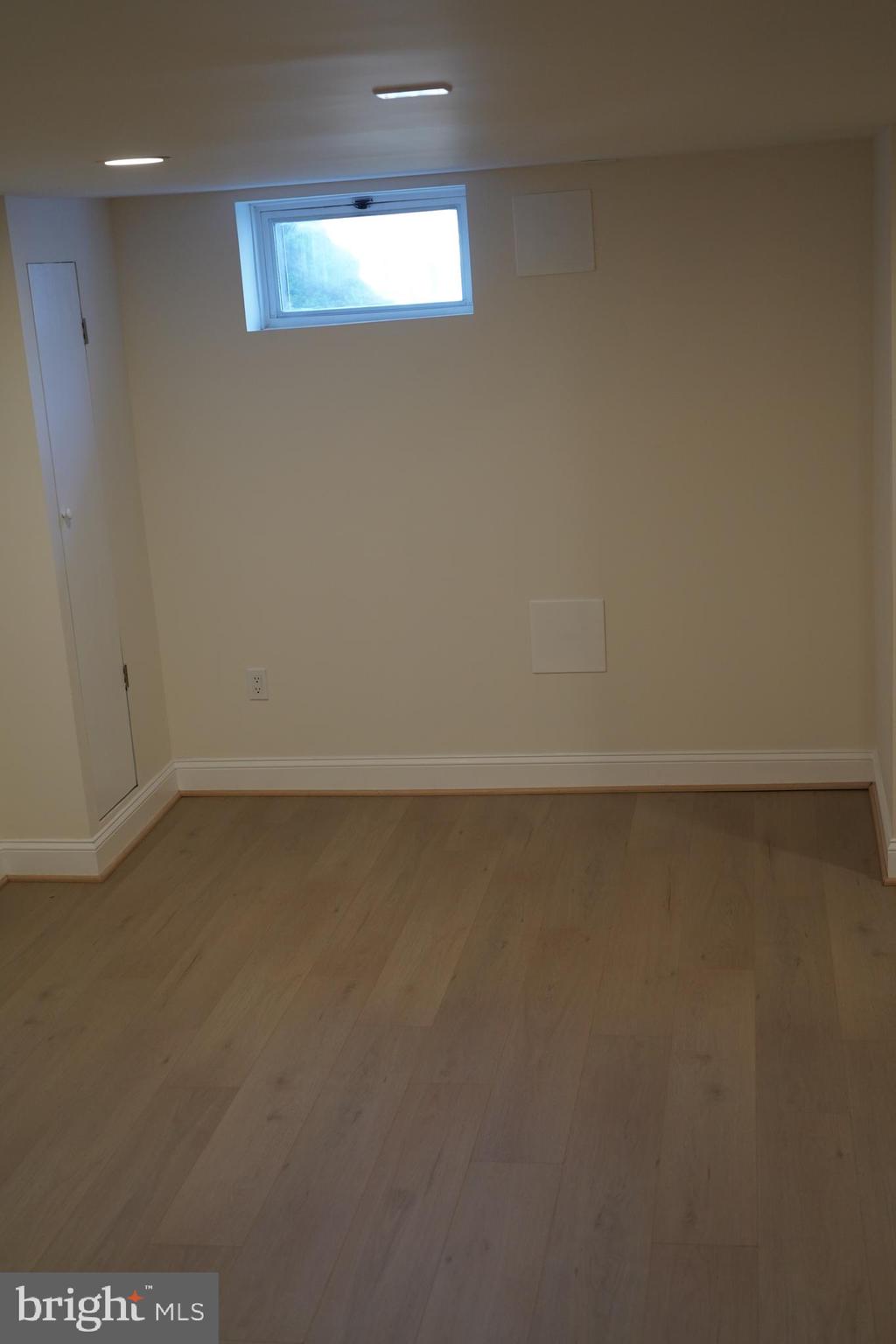 BROOKLYN PARK - Residential