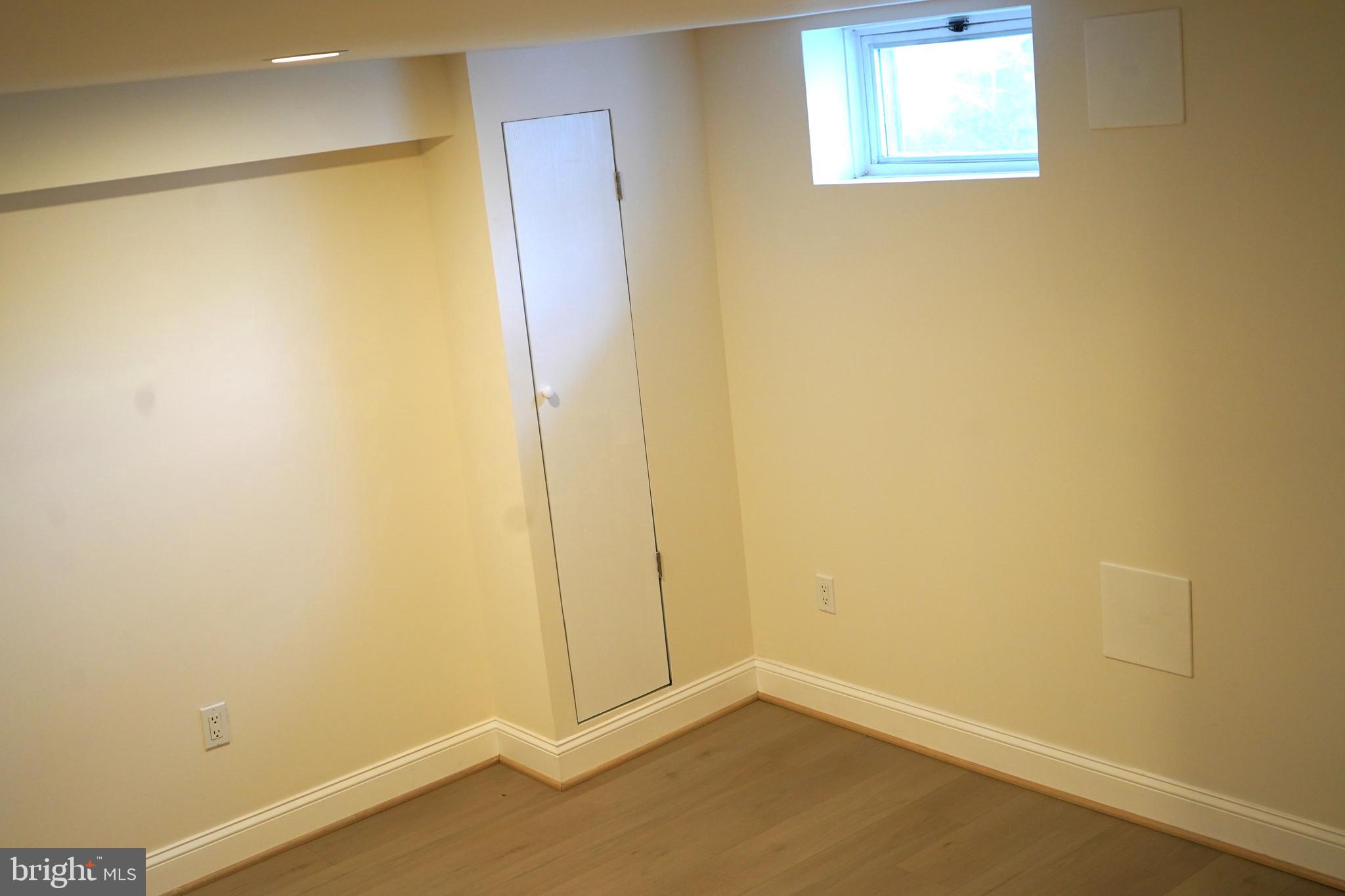 BROOKLYN PARK - Residential