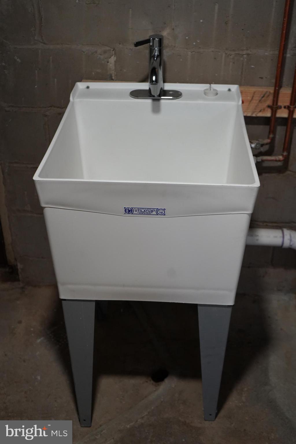 BROOKLYN PARK - Residential