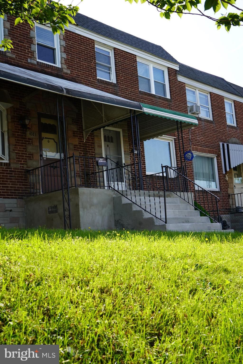 Photo of 303 Arden Road W, BALTIMORE, MD 21225 (MLS # MDAA2143622)