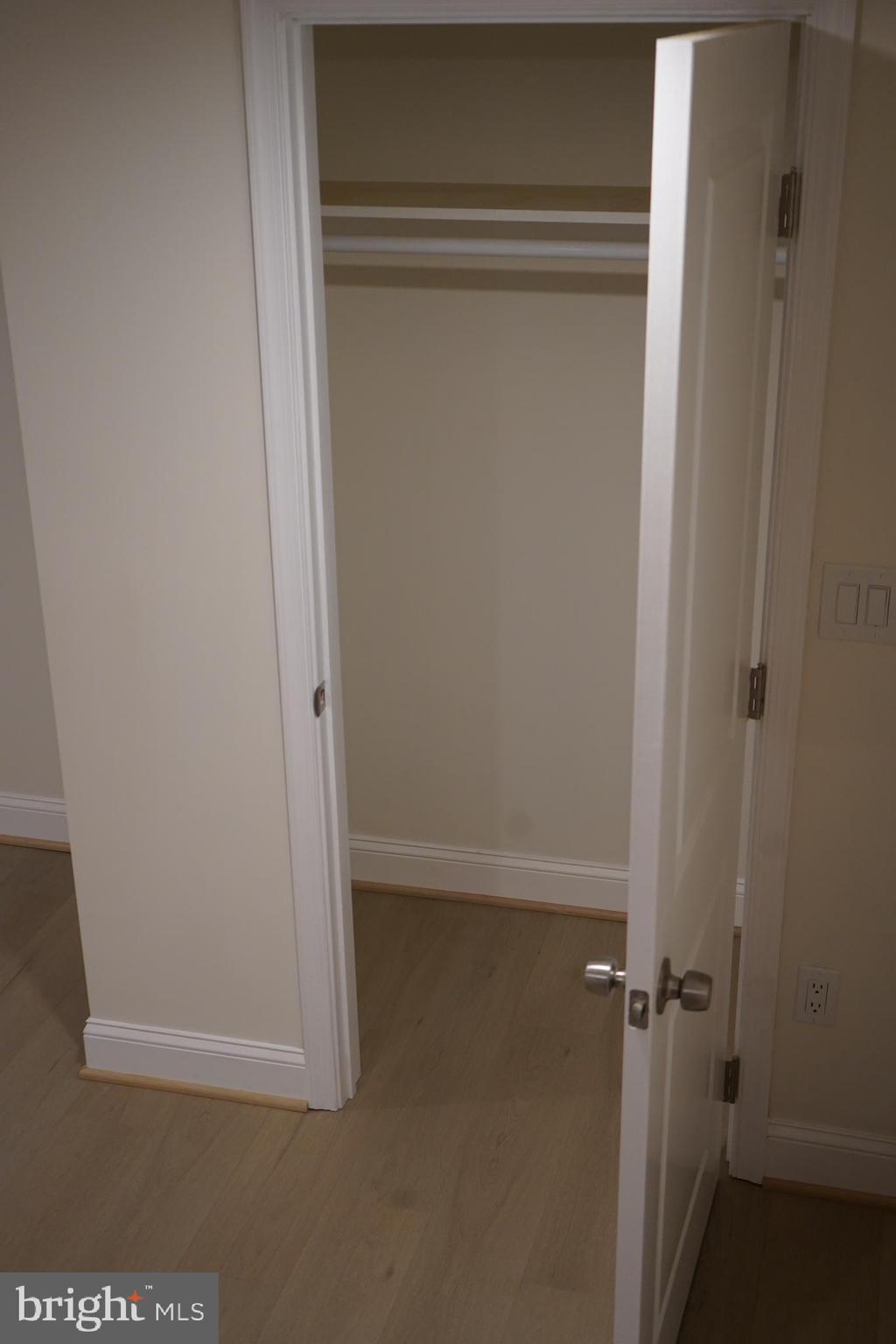 BROOKLYN PARK - Residential