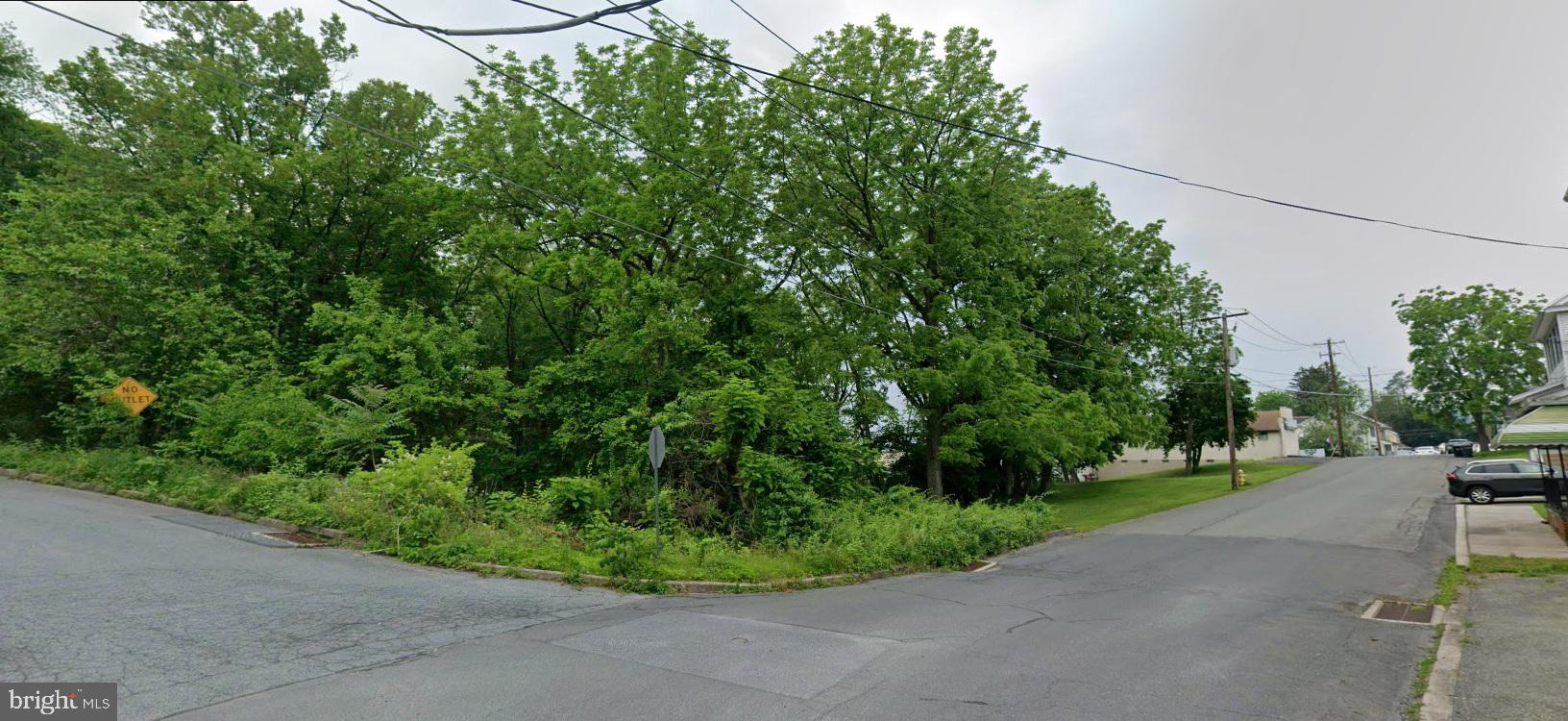 E INDEPENDENCE STREET