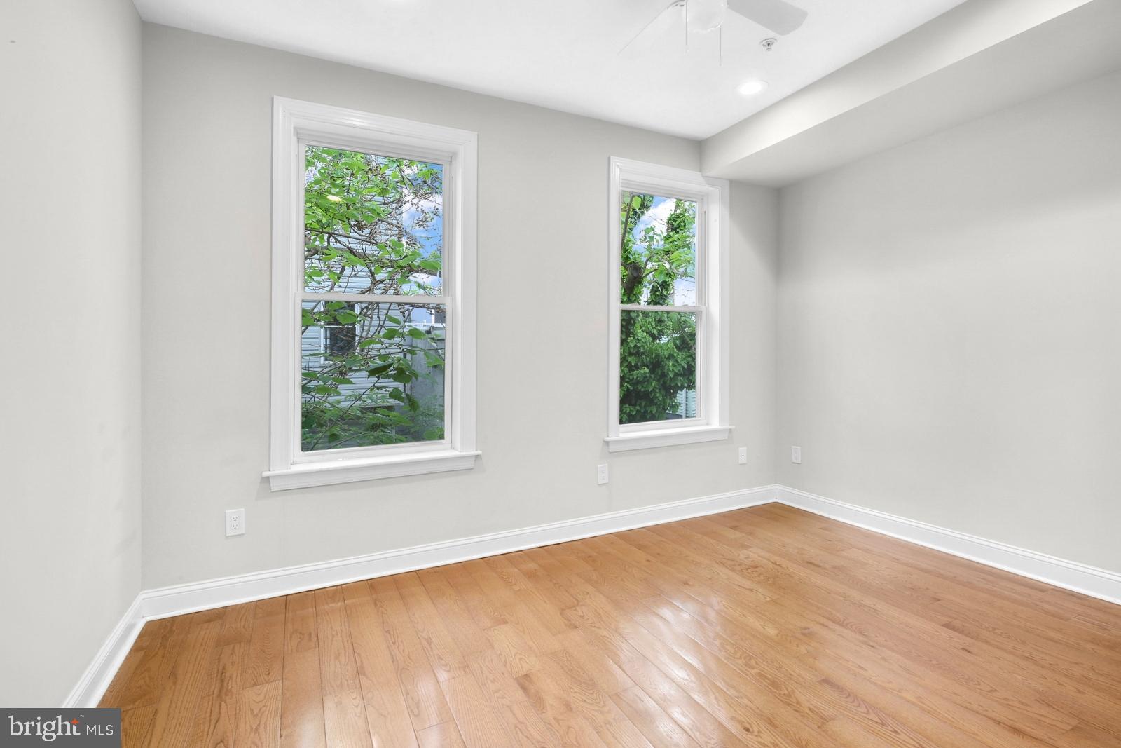 POINT BREEZE - Residential Lease