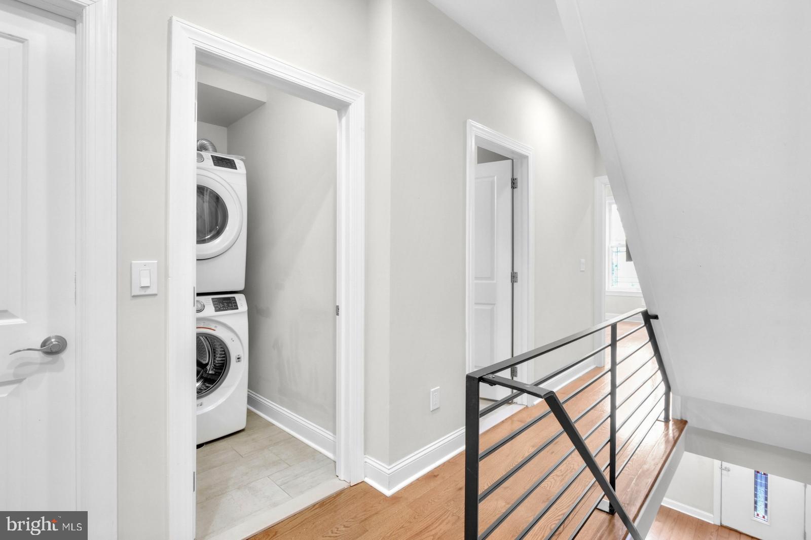 POINT BREEZE - Residential Lease