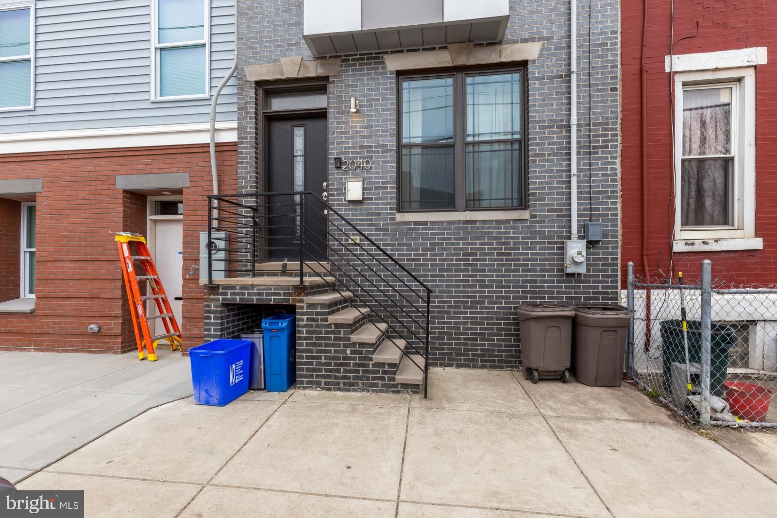 POINT BREEZE - Residential Lease