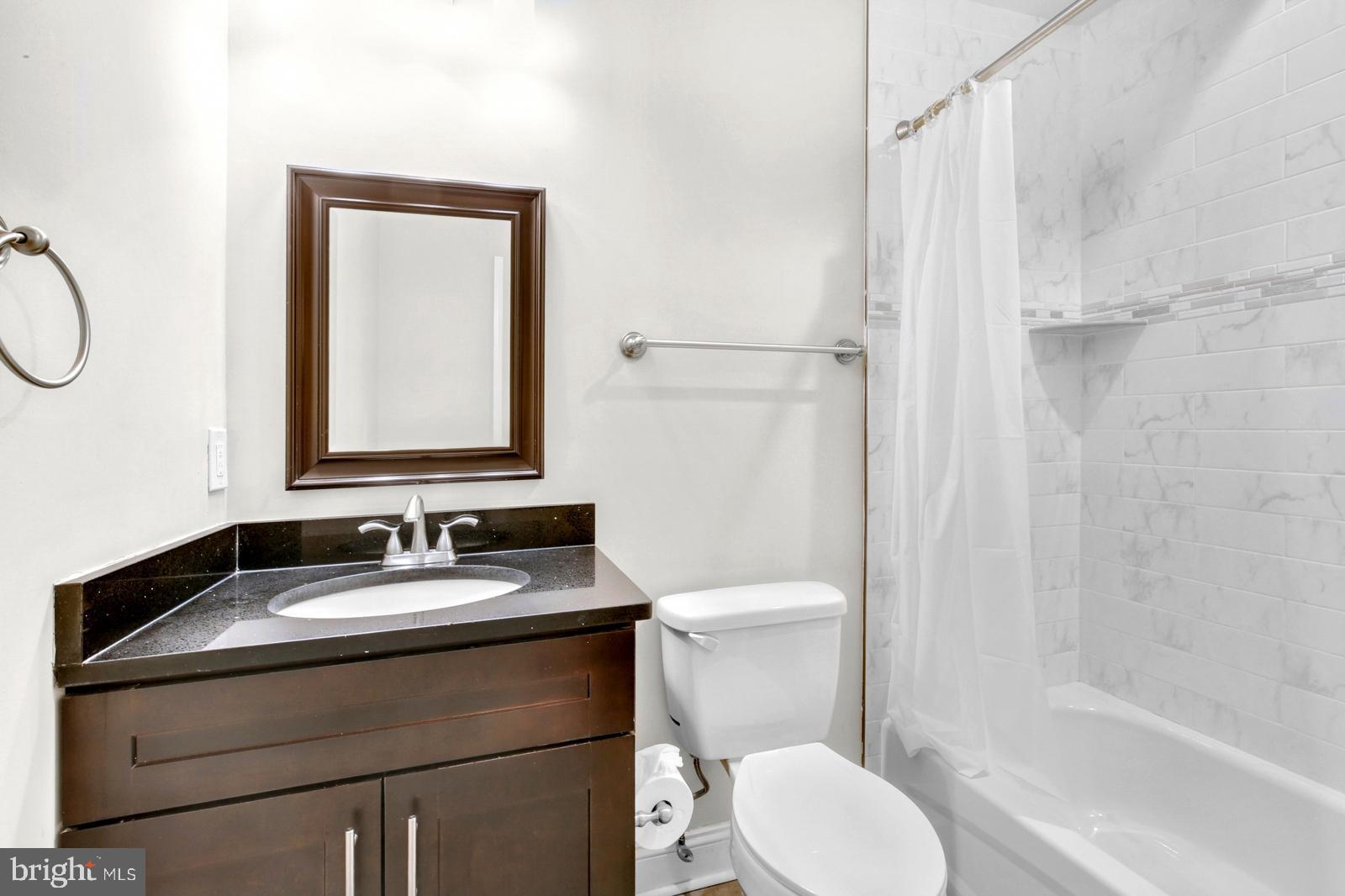 POINT BREEZE - Residential Lease