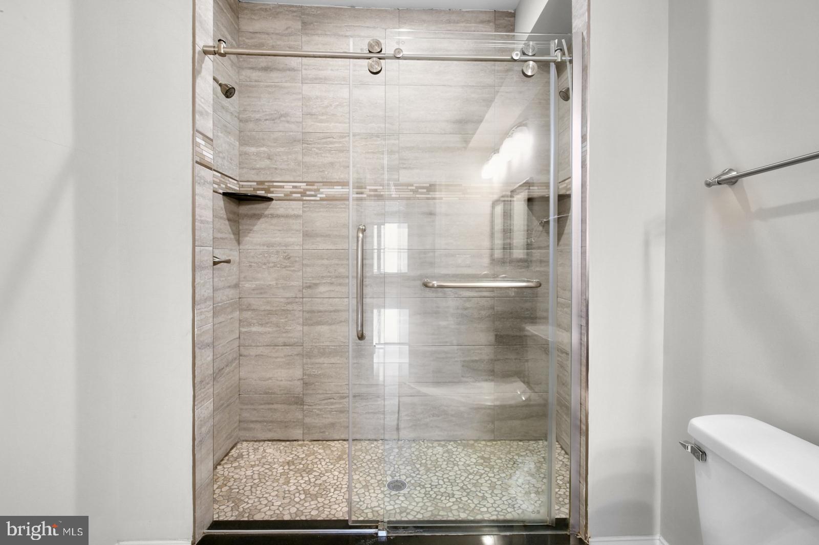 POINT BREEZE - Residential Lease