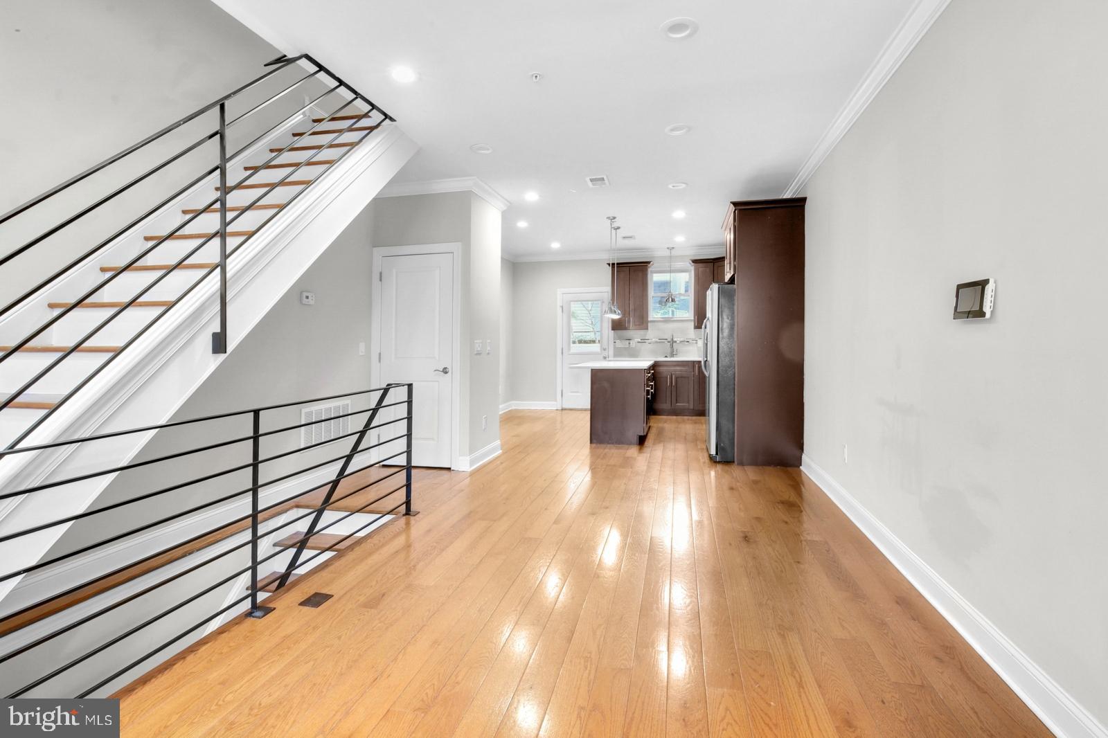 POINT BREEZE - Residential Lease