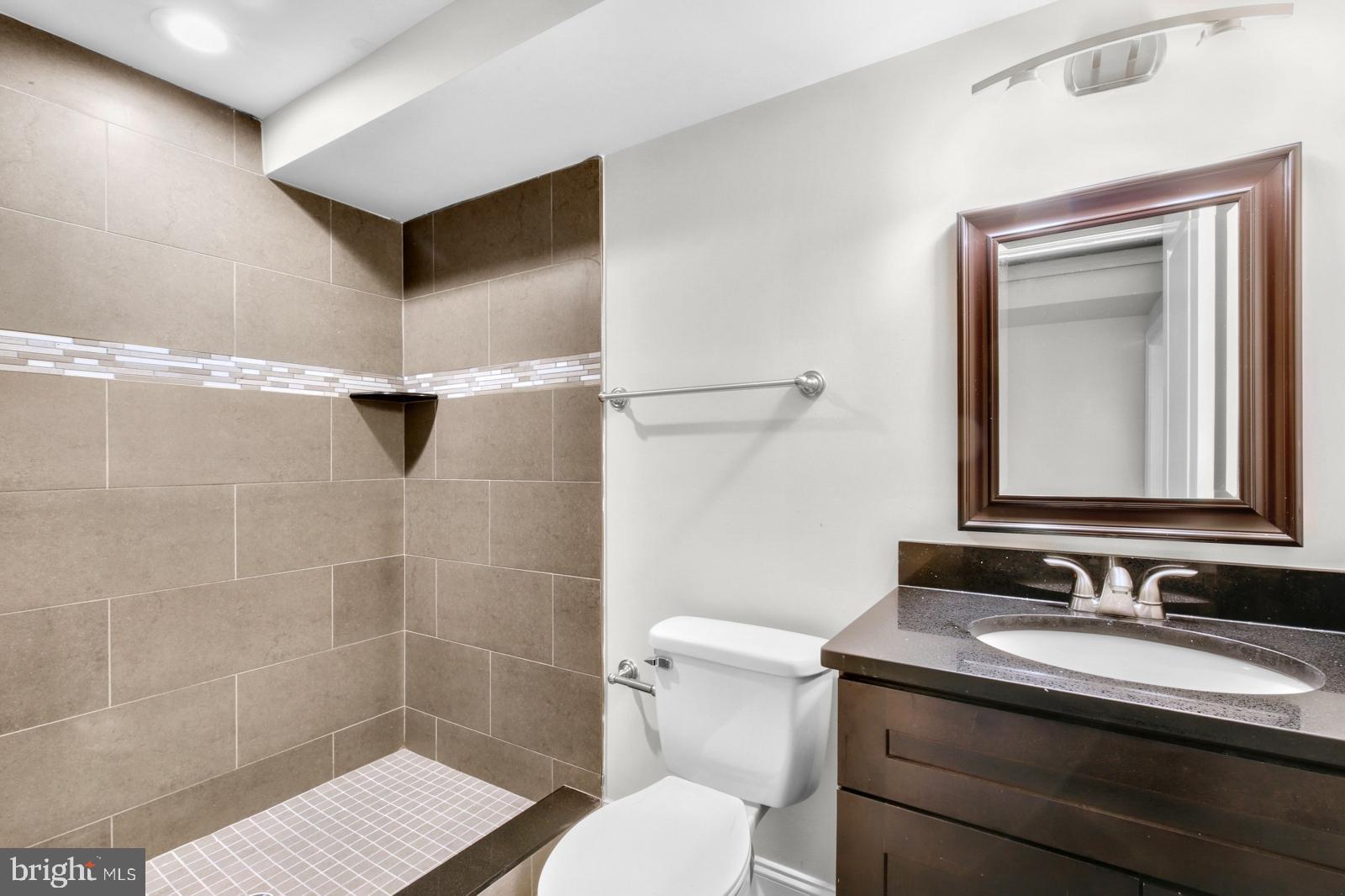 POINT BREEZE - Residential Lease