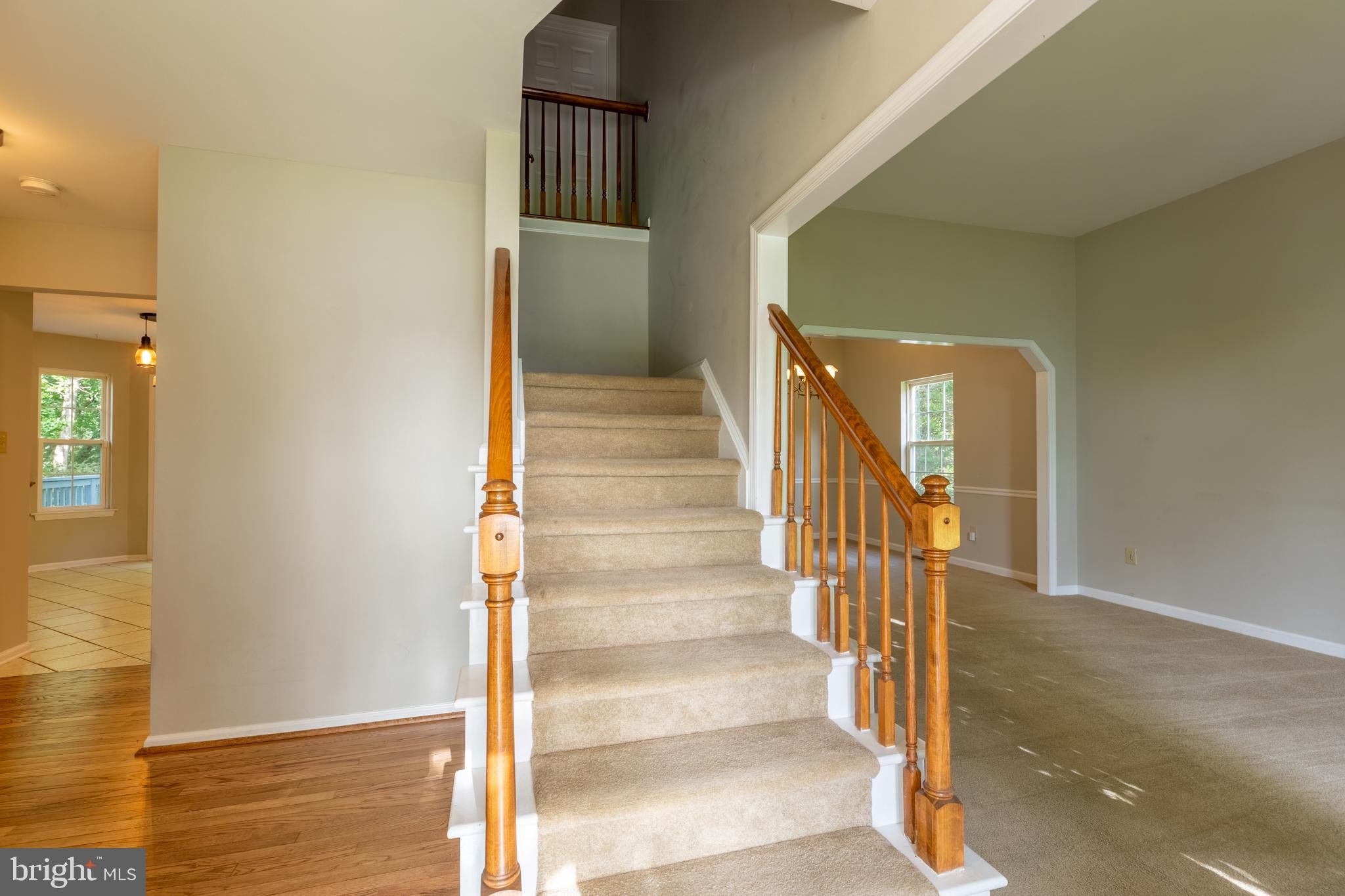 223 E FLAGSTONE DRIVE