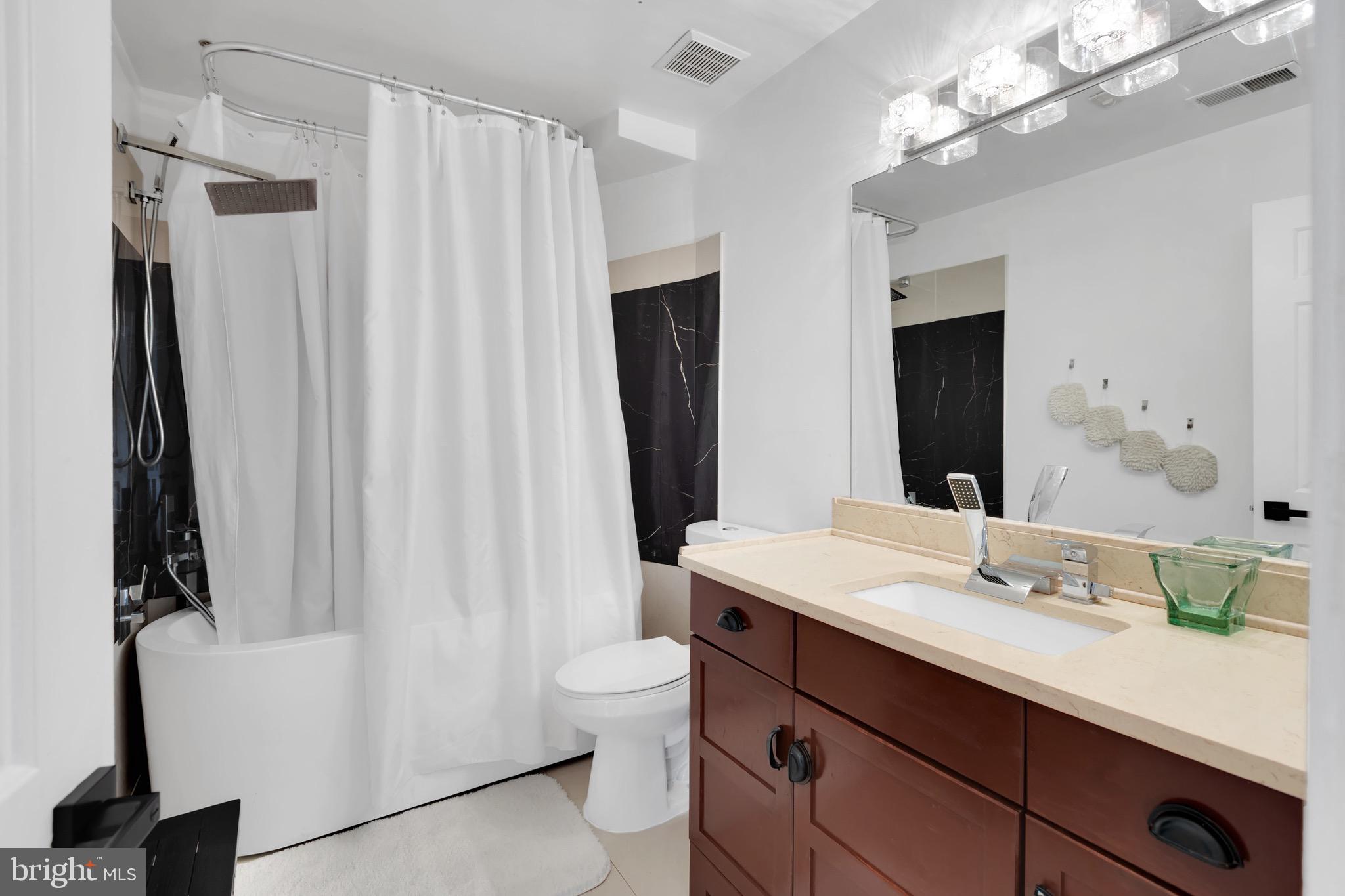 HIGHBRIDGE PARK - Residential