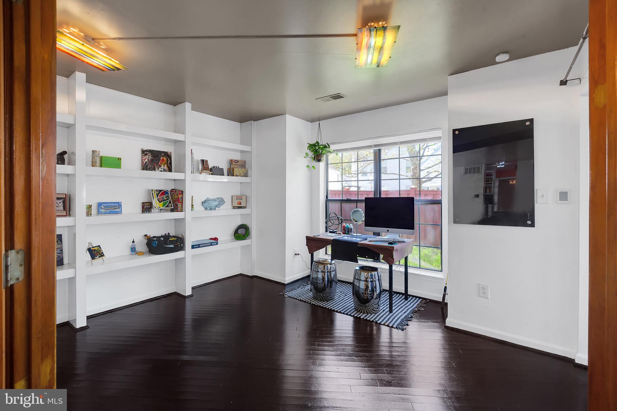 HIGHBRIDGE PARK - Residential