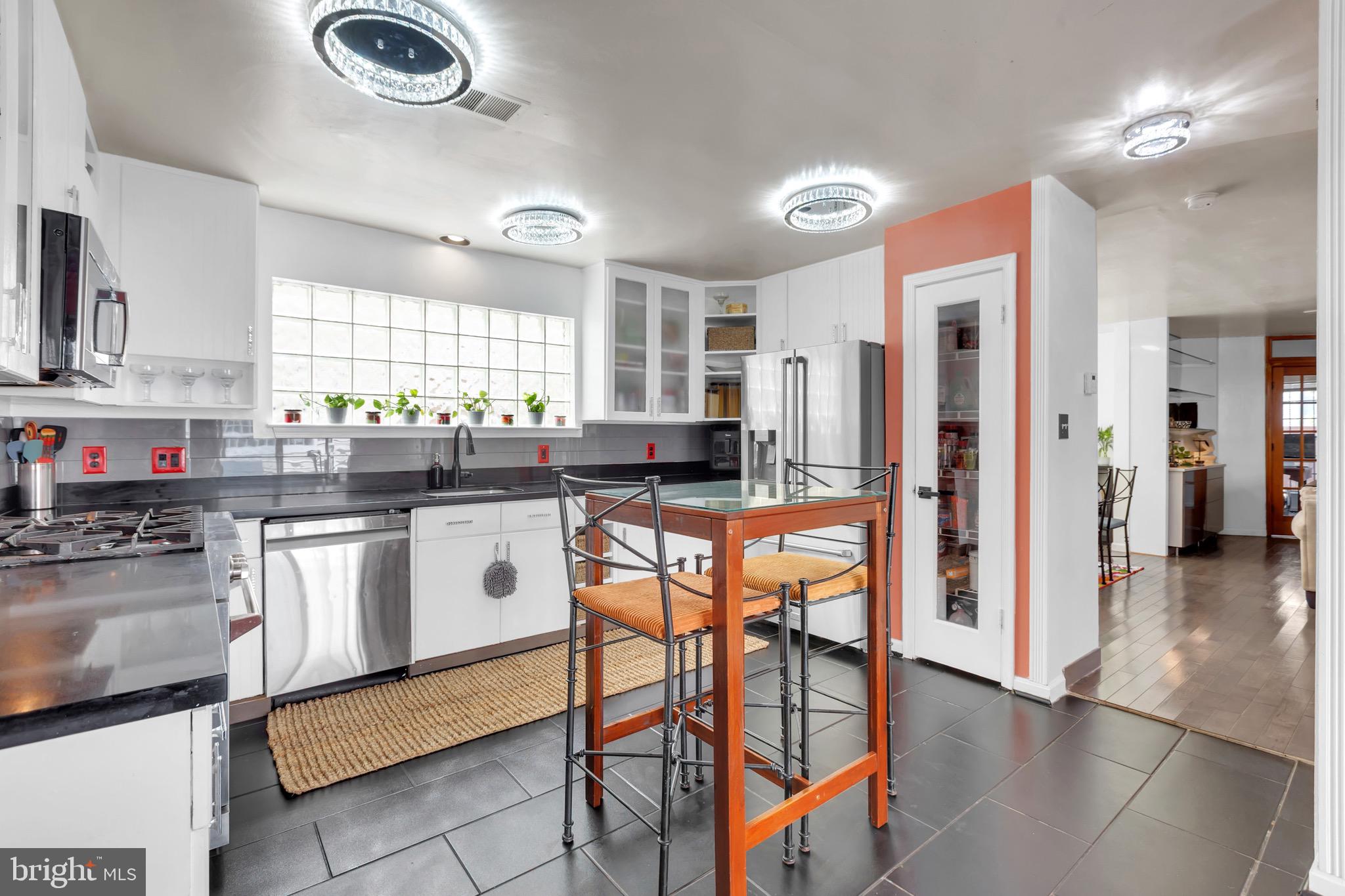 HIGHBRIDGE PARK - Residential