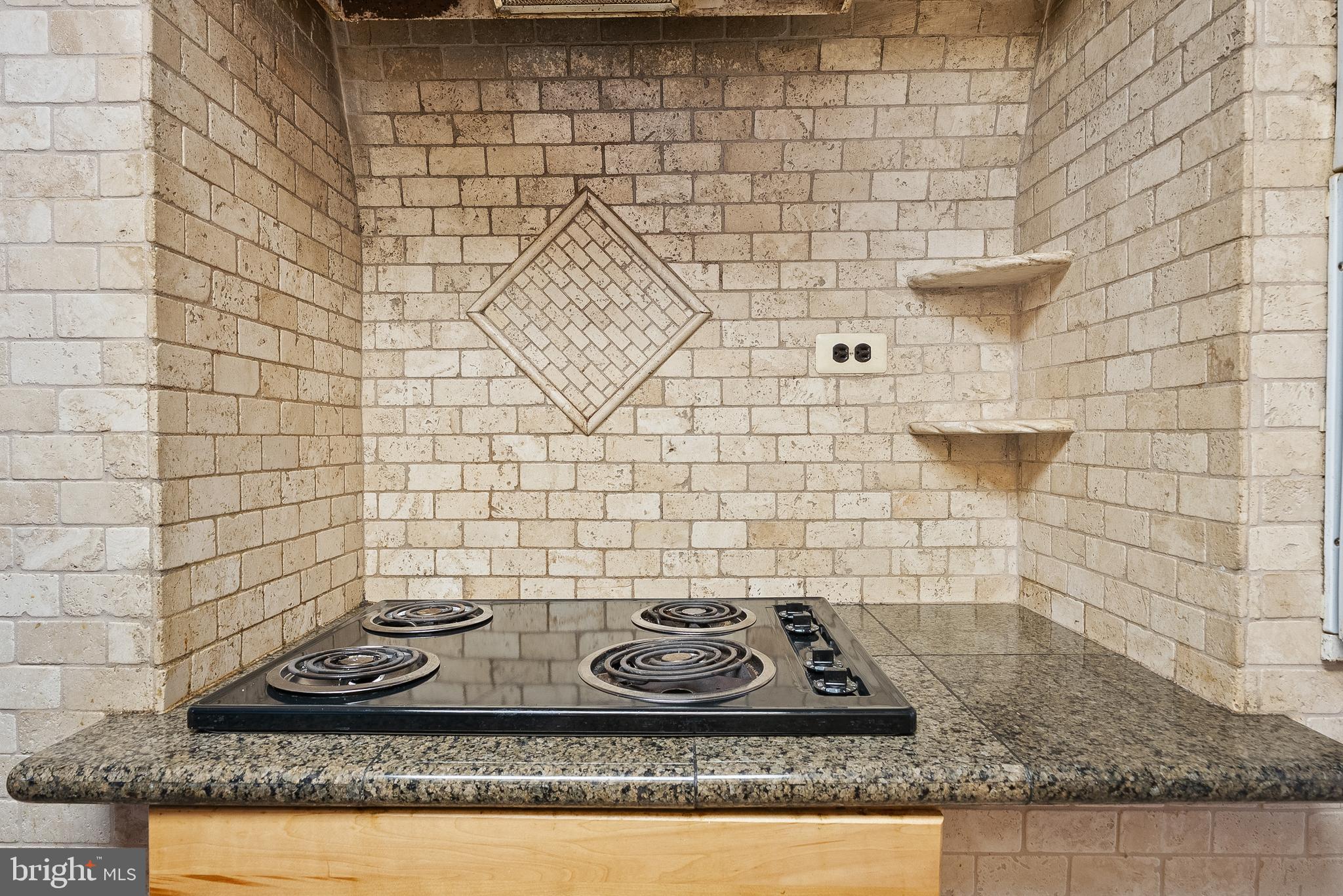 SKYLAND ESTATES - Residential