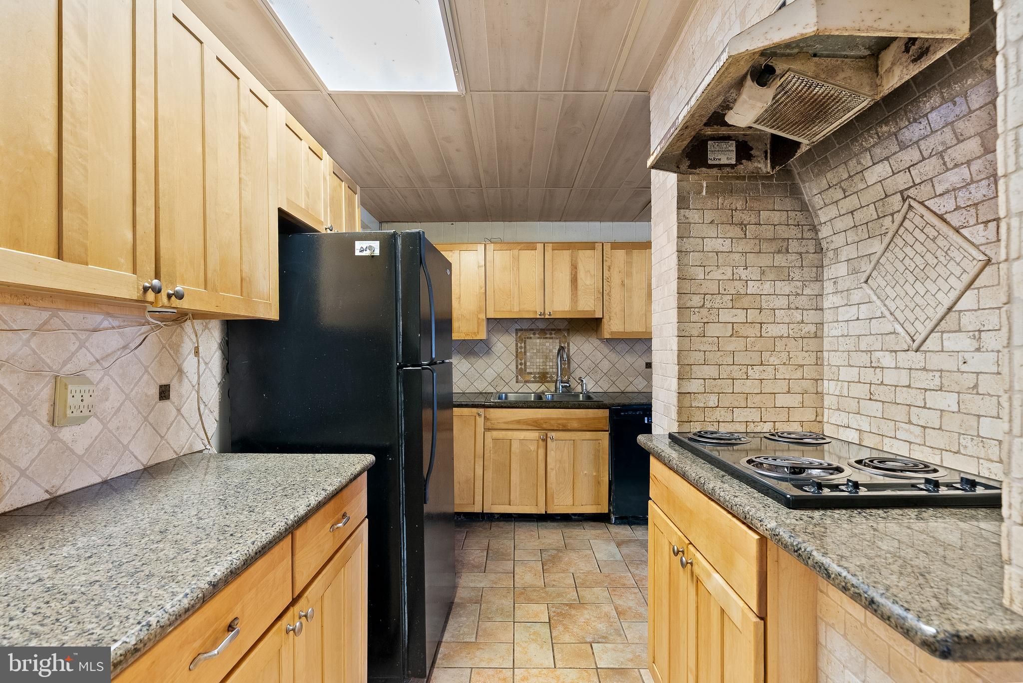 SKYLAND ESTATES - Residential