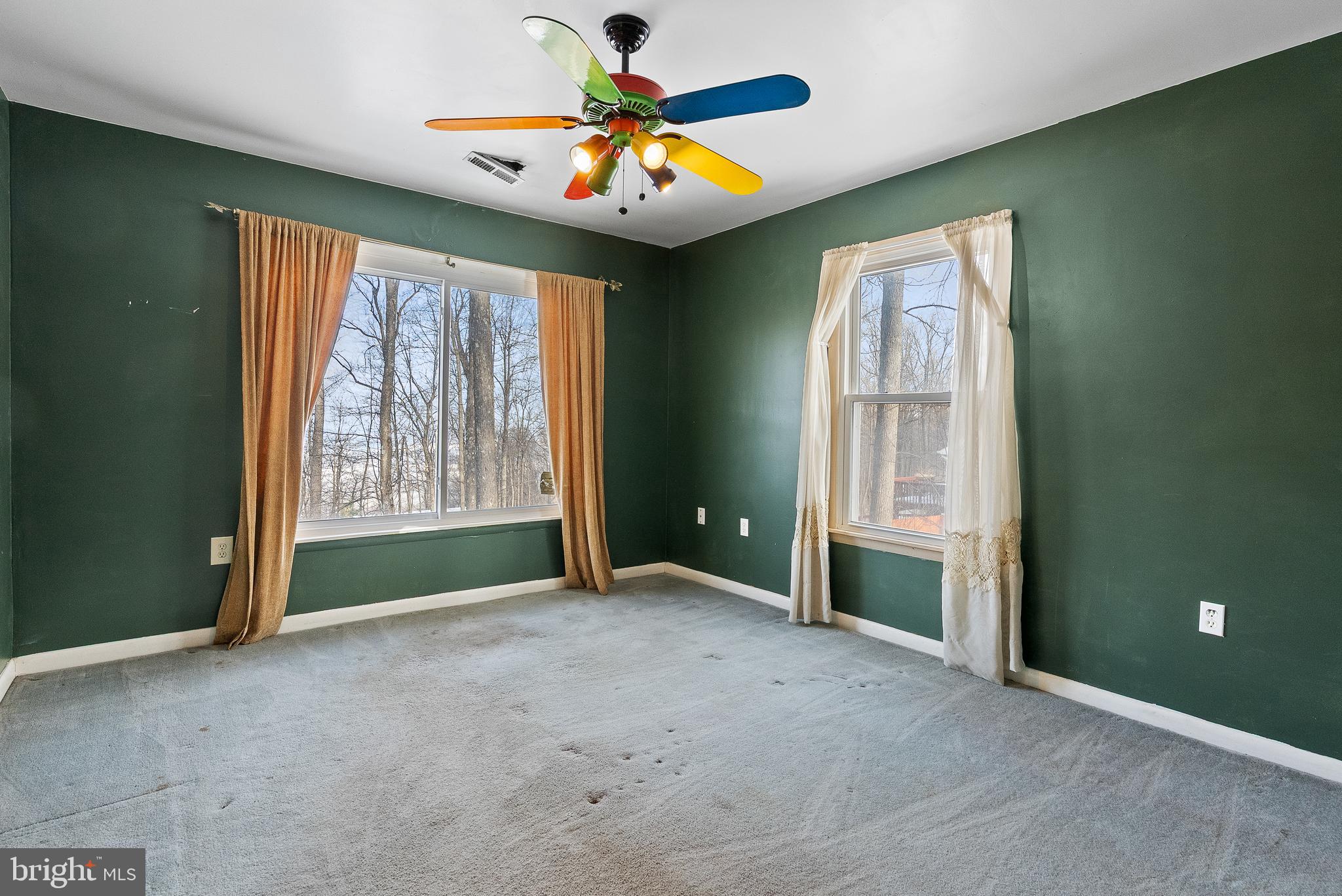 SKYLAND ESTATES - Residential