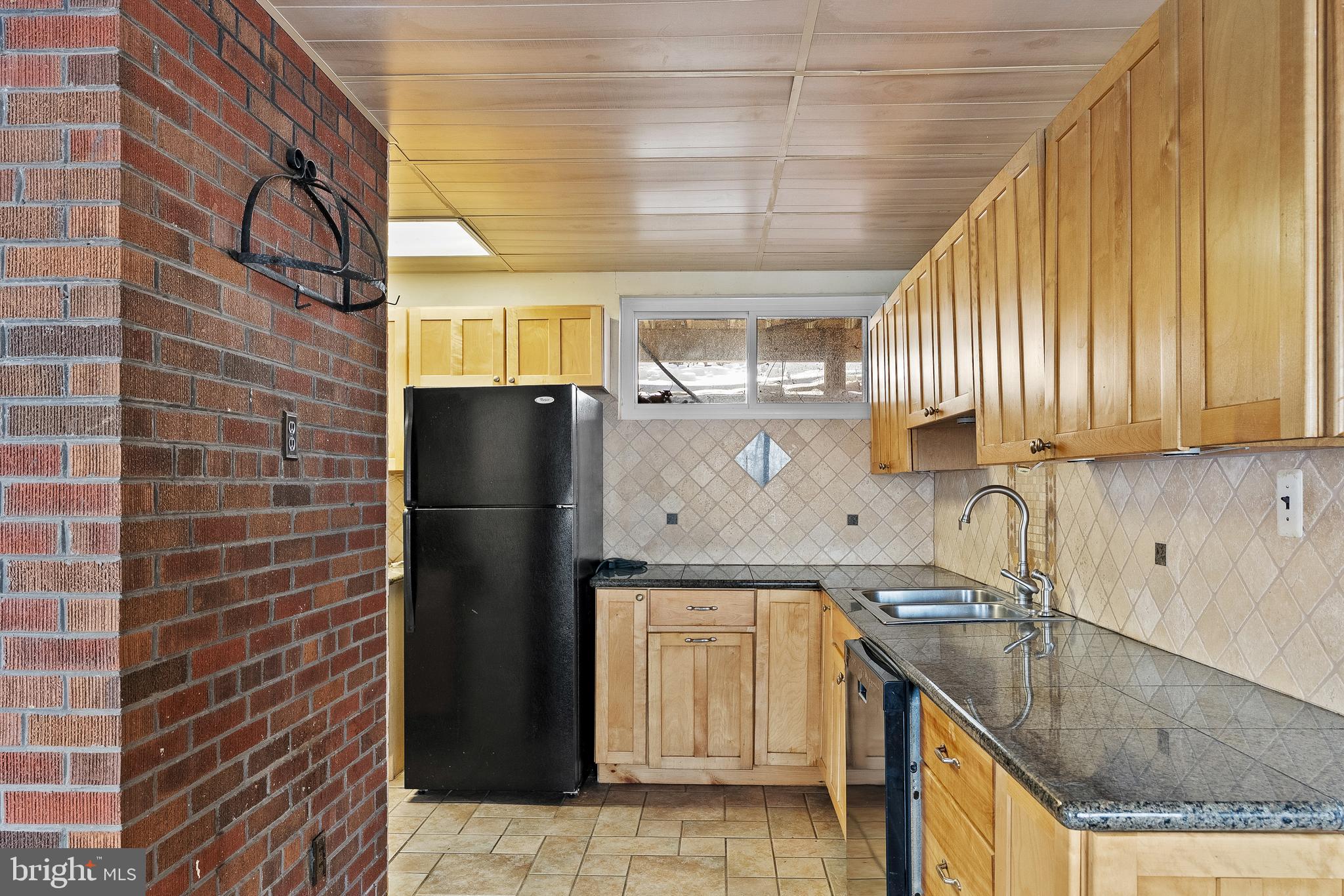 SKYLAND ESTATES - Residential