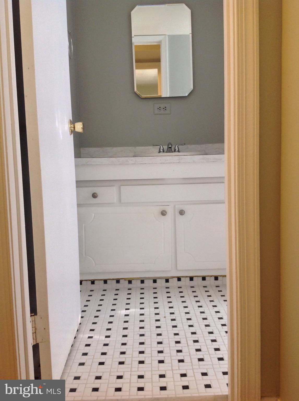 LAKE RIDGE - Residential Lease