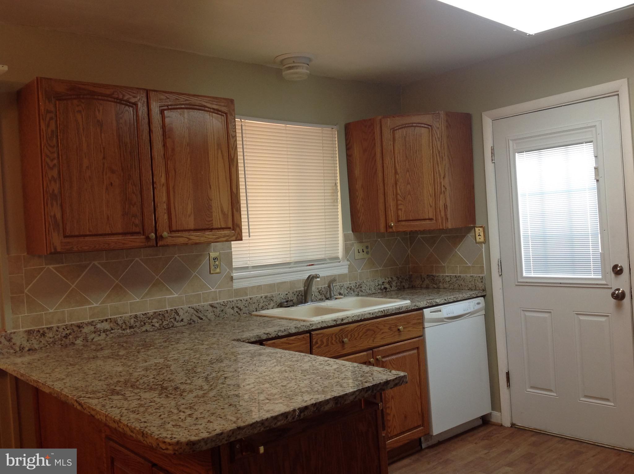 LAKE RIDGE - Residential Lease