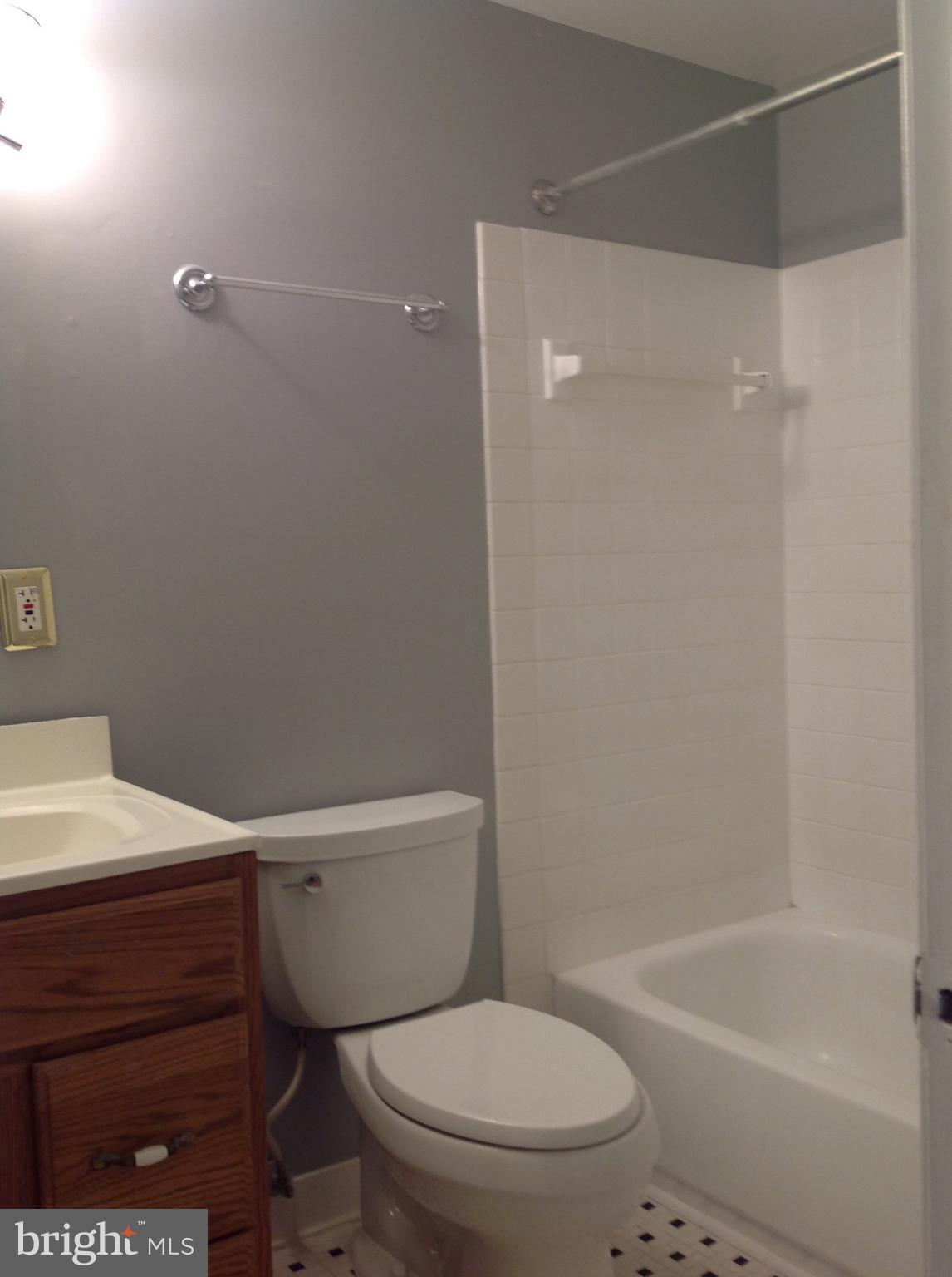 LAKE RIDGE - Residential Lease