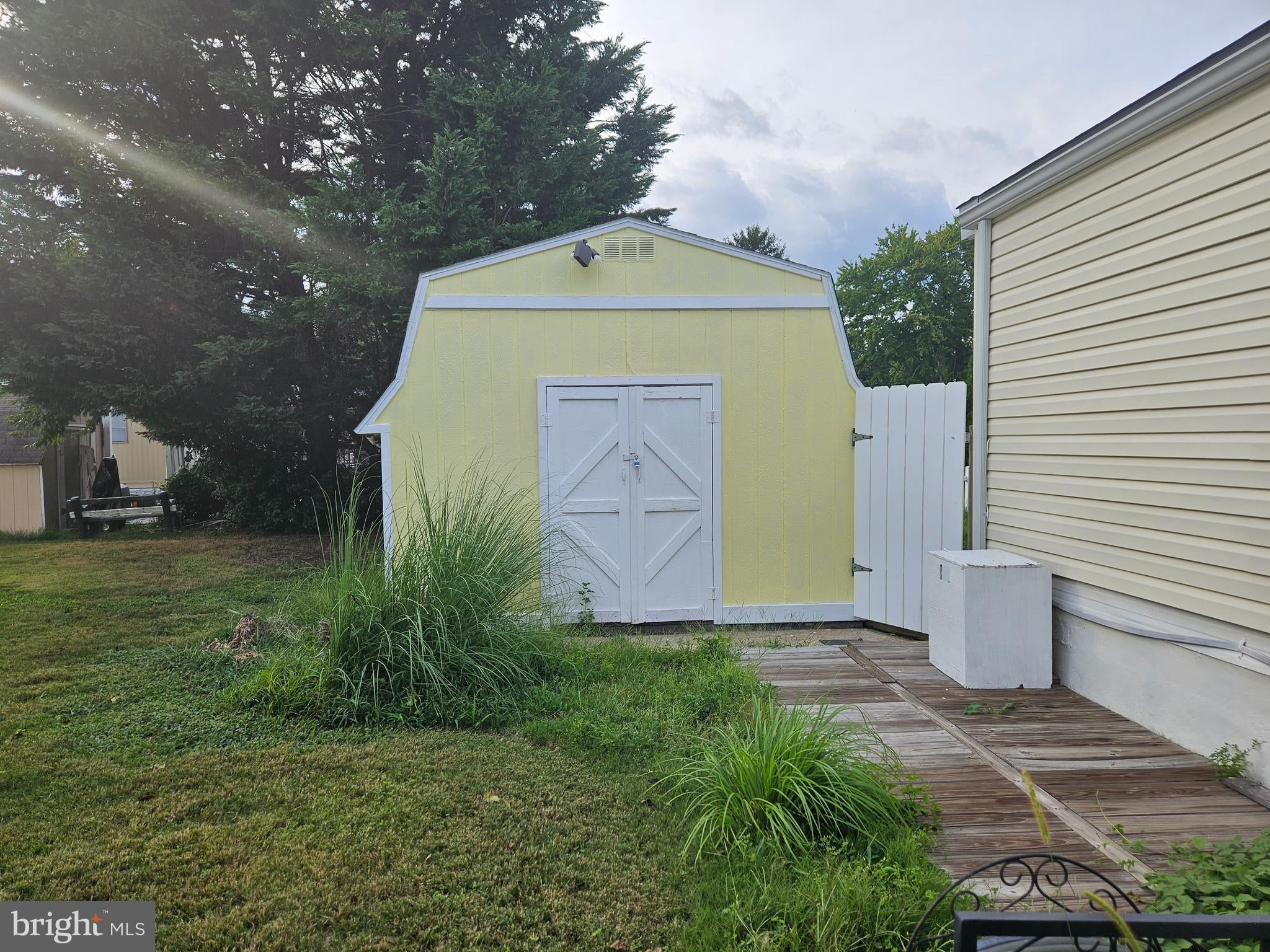 19602 QUEEN LANE 30