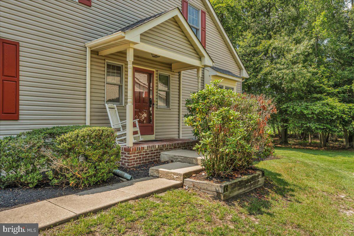 105 BERKSHIRE WAY